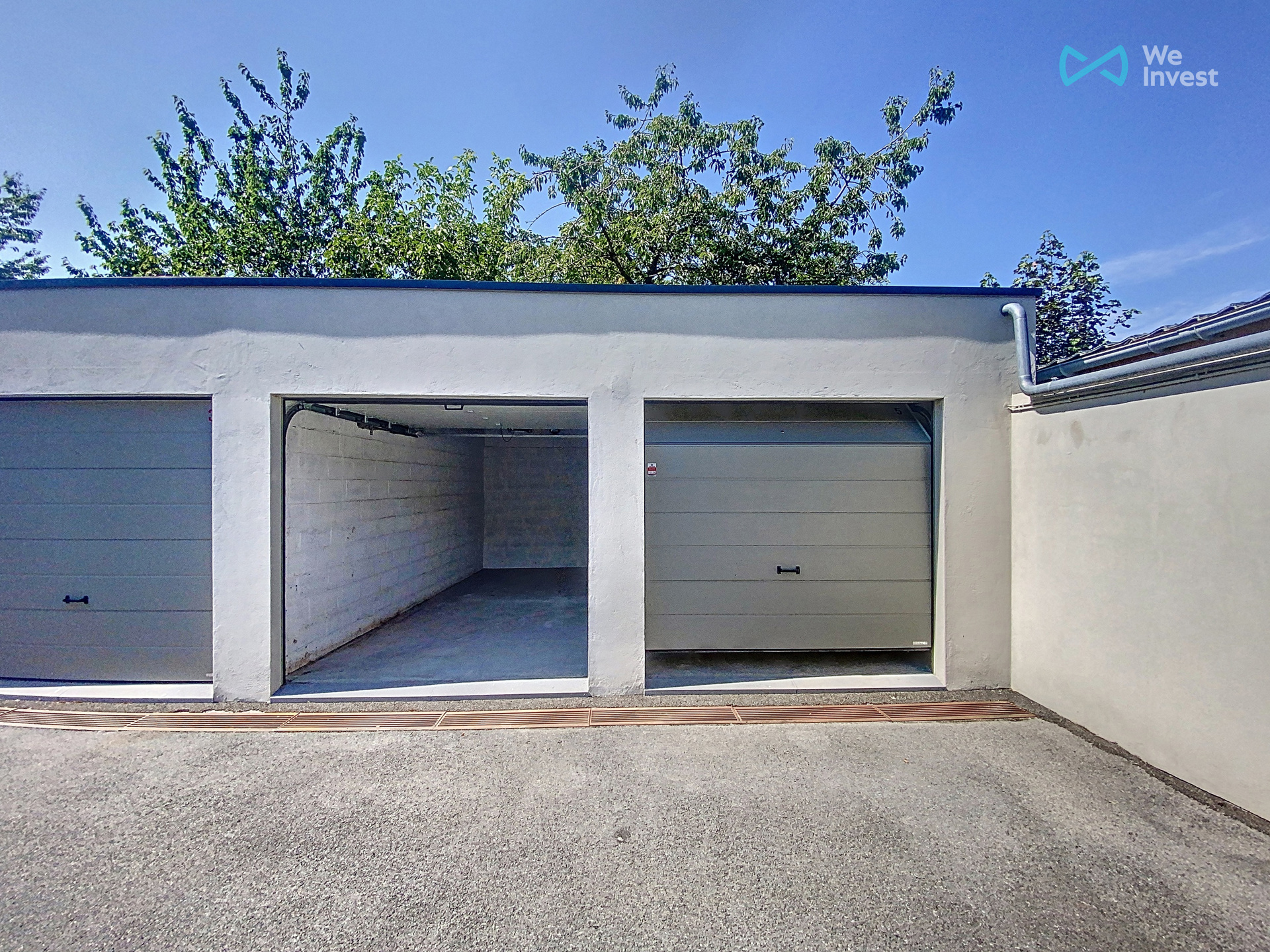 Picture 2 of 3 for Garage in Waterloo