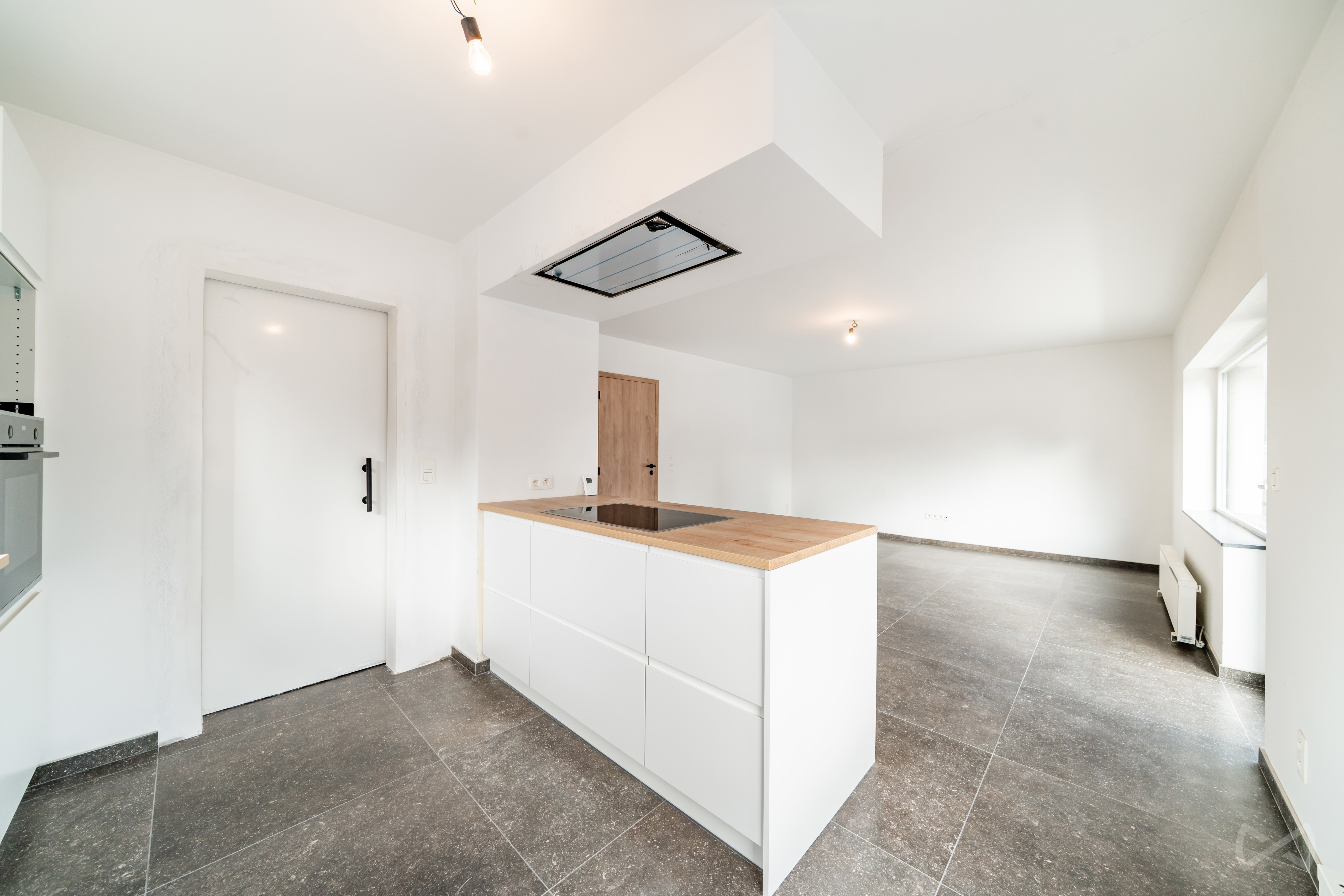 Photo 1 sur 4 pour Immeuble mixte de cinq chambres à Orp-jauche