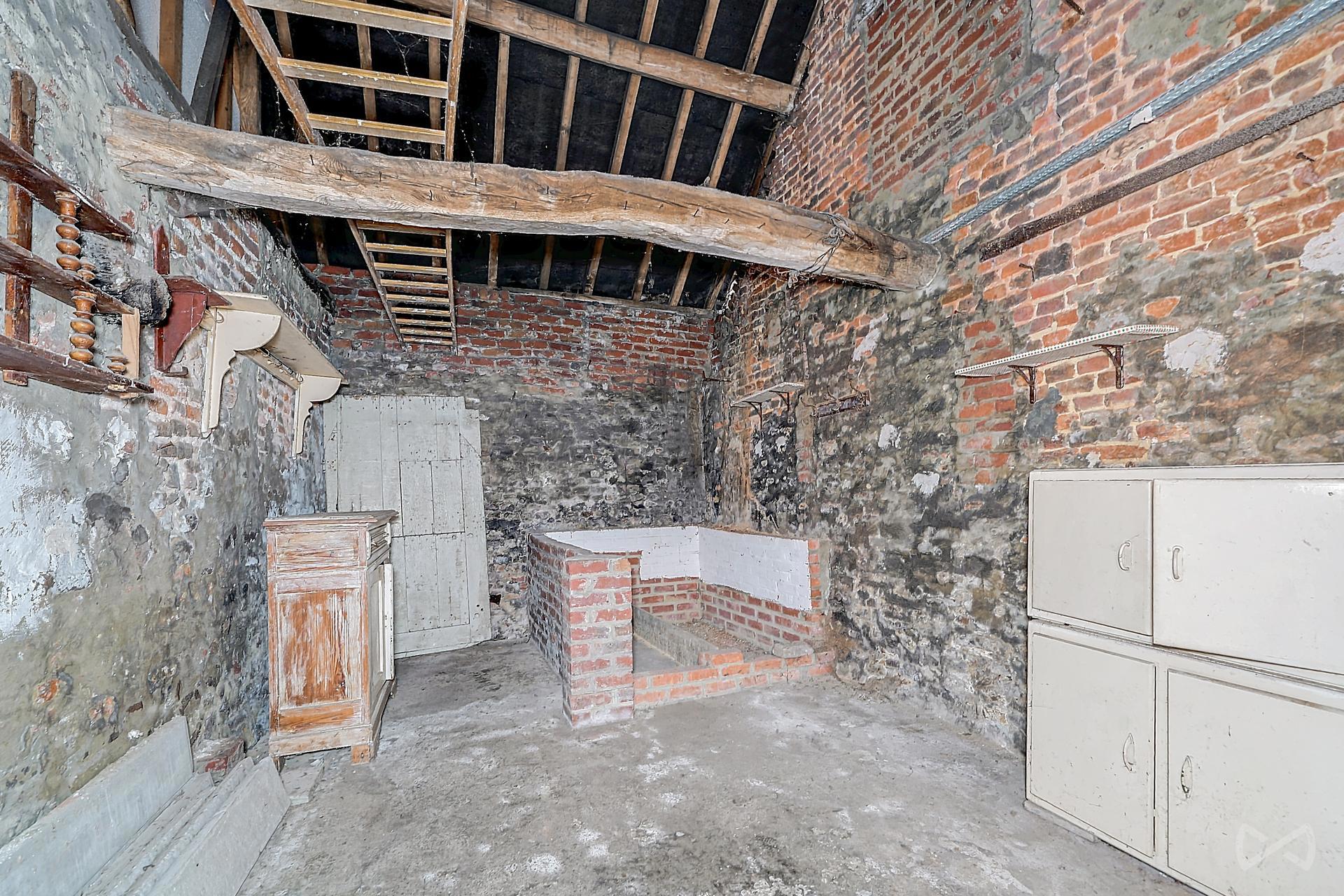 Photo 2 sur 4 pour Maison de cinq chambres à Peissant