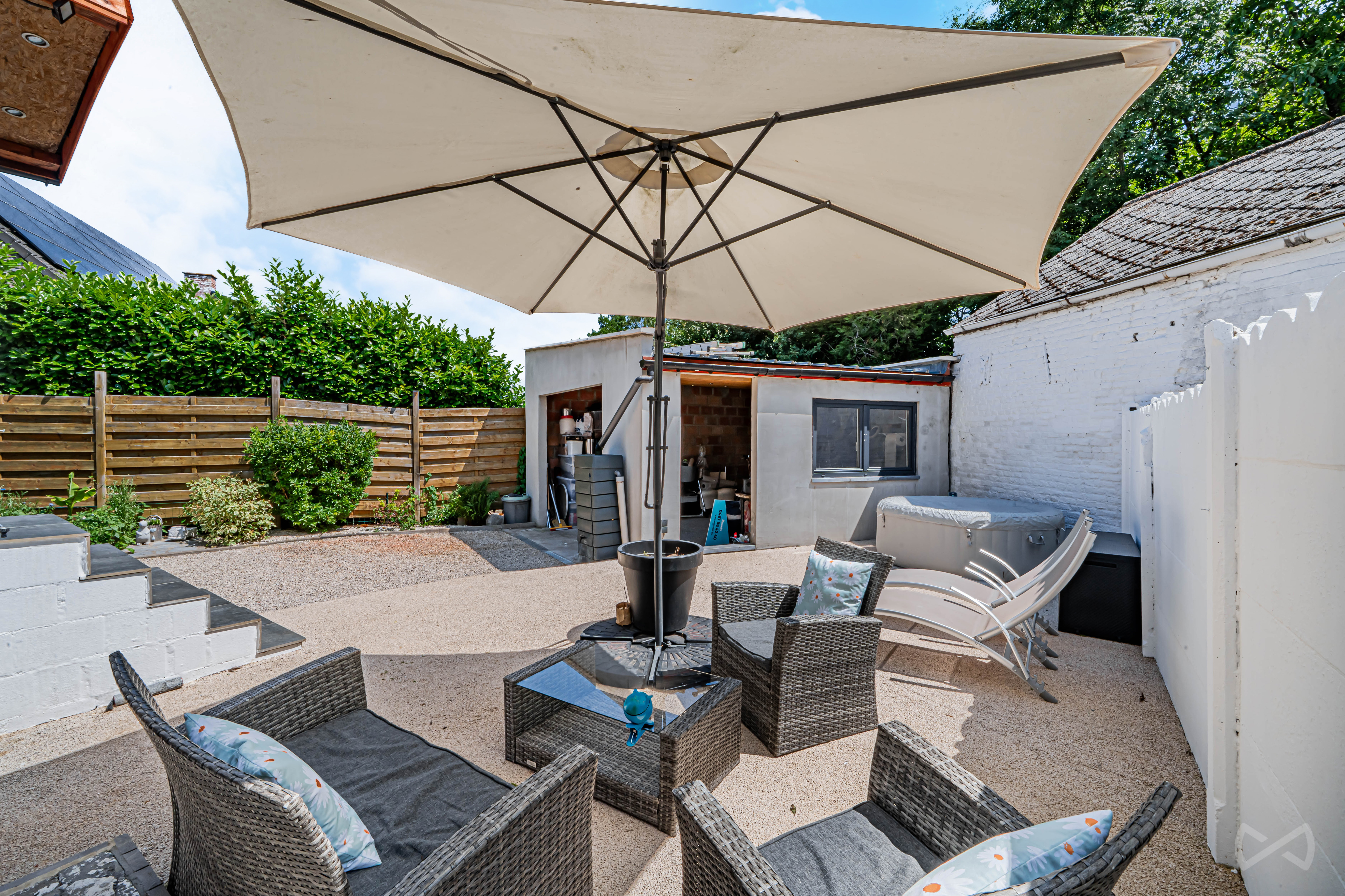 Foto 1 van 4 van Huis met twee slaapkamers in Hyon