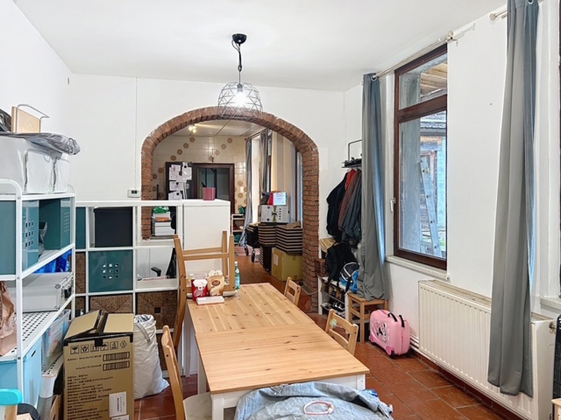 Foto 1 van 4 van Huis met vijf slaapkamers in Mons Jemappes