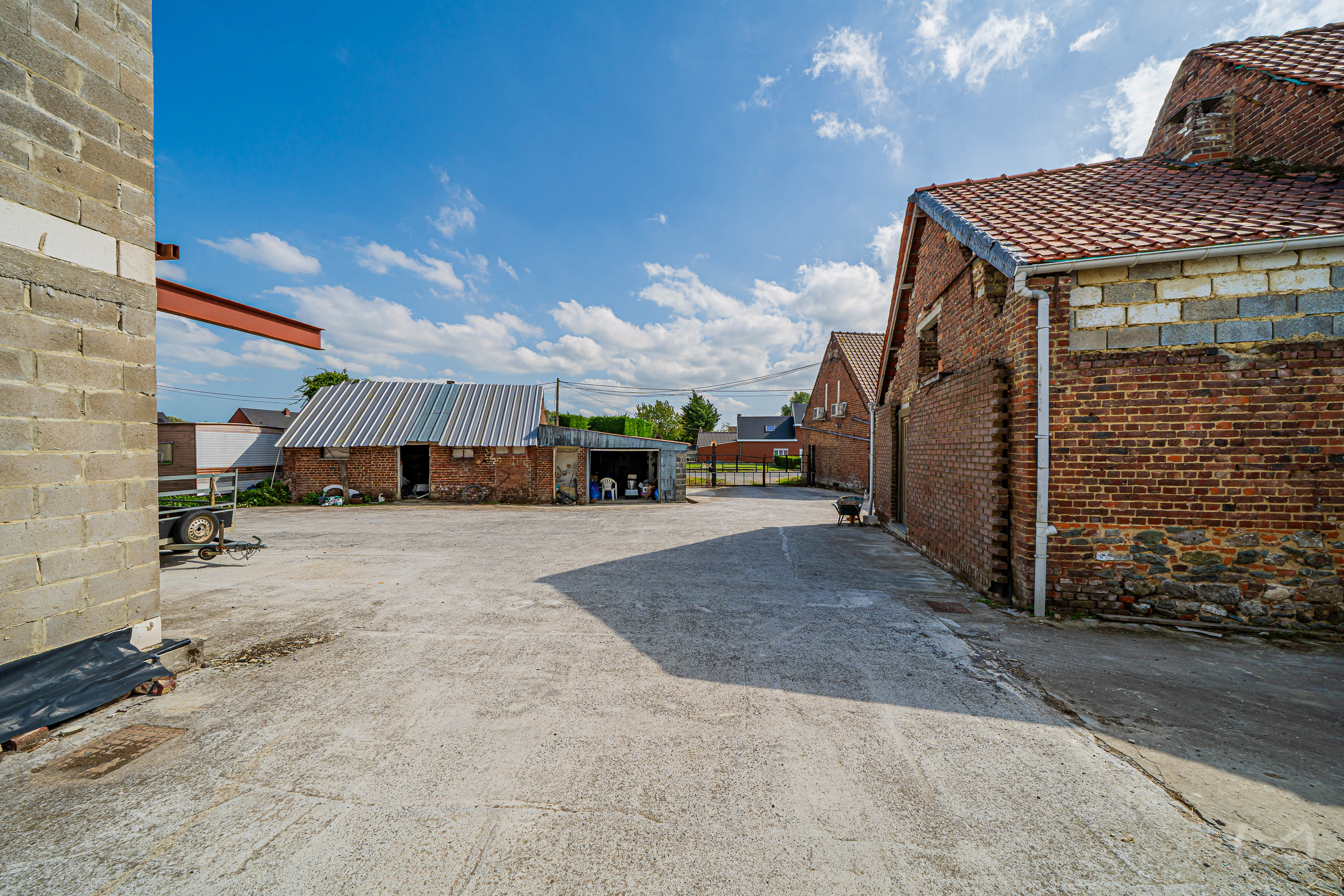 Picture 3 of 4 for House with six bedrooms in Isières
