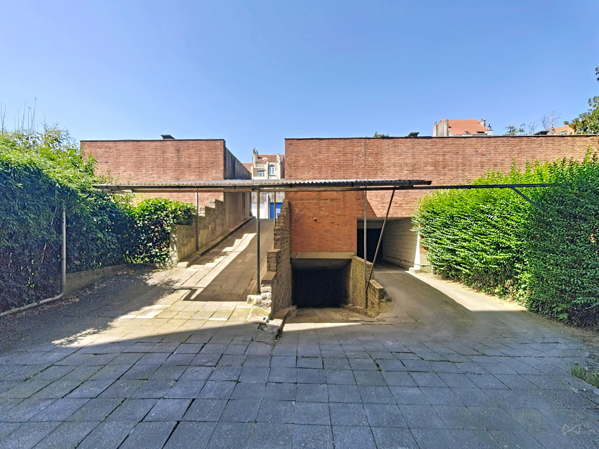 Picture 3 of 4 for Garage in Koekelberg