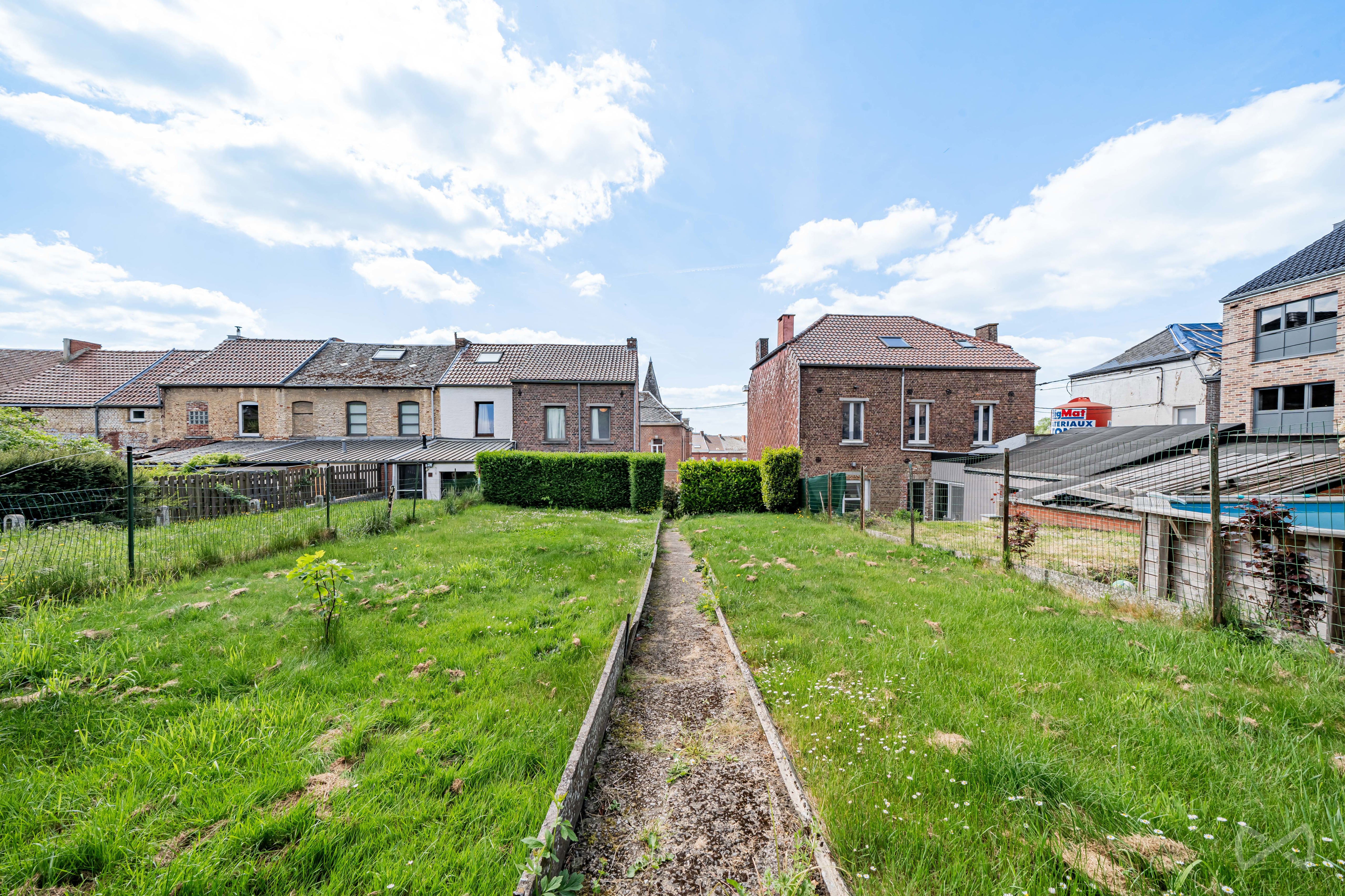 Picture 1 of 4 for House with two bedrooms in Chapelle-lez-Herlaimont Piéton