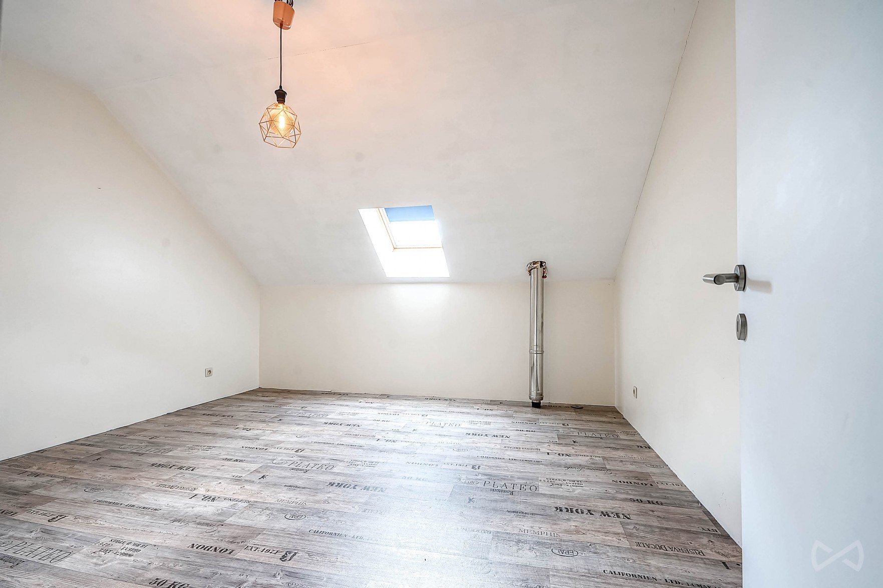 Photo 4 sur 4 pour Maison de cinq chambres à Biesme-sous-thuin