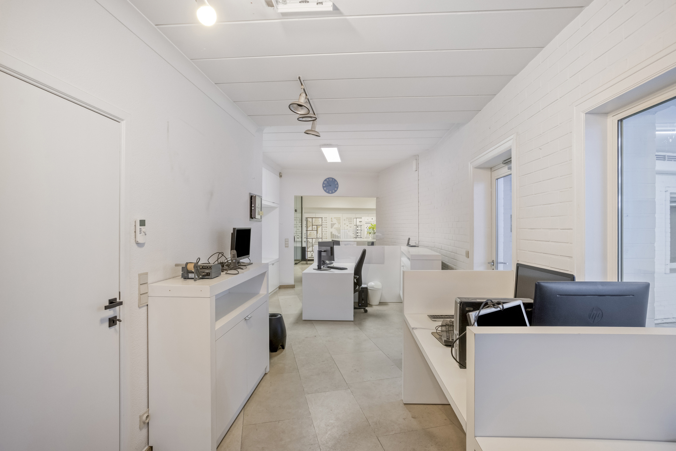 Foto 1 van 4 van Gebouw voor gemengd gebruik in Meise