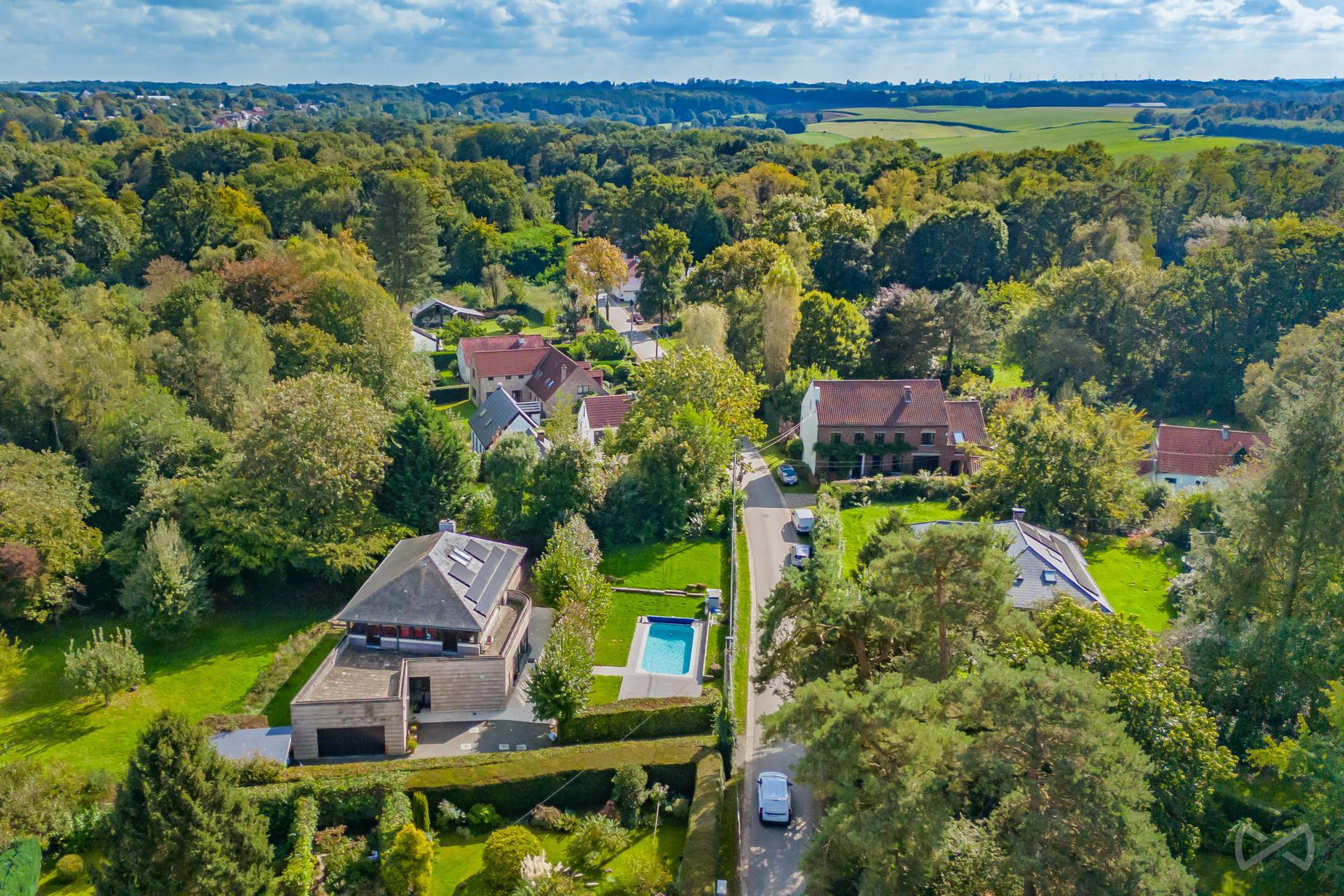 Picture 1 of 1 for Villa with six bedrooms in Grez-doiceau
