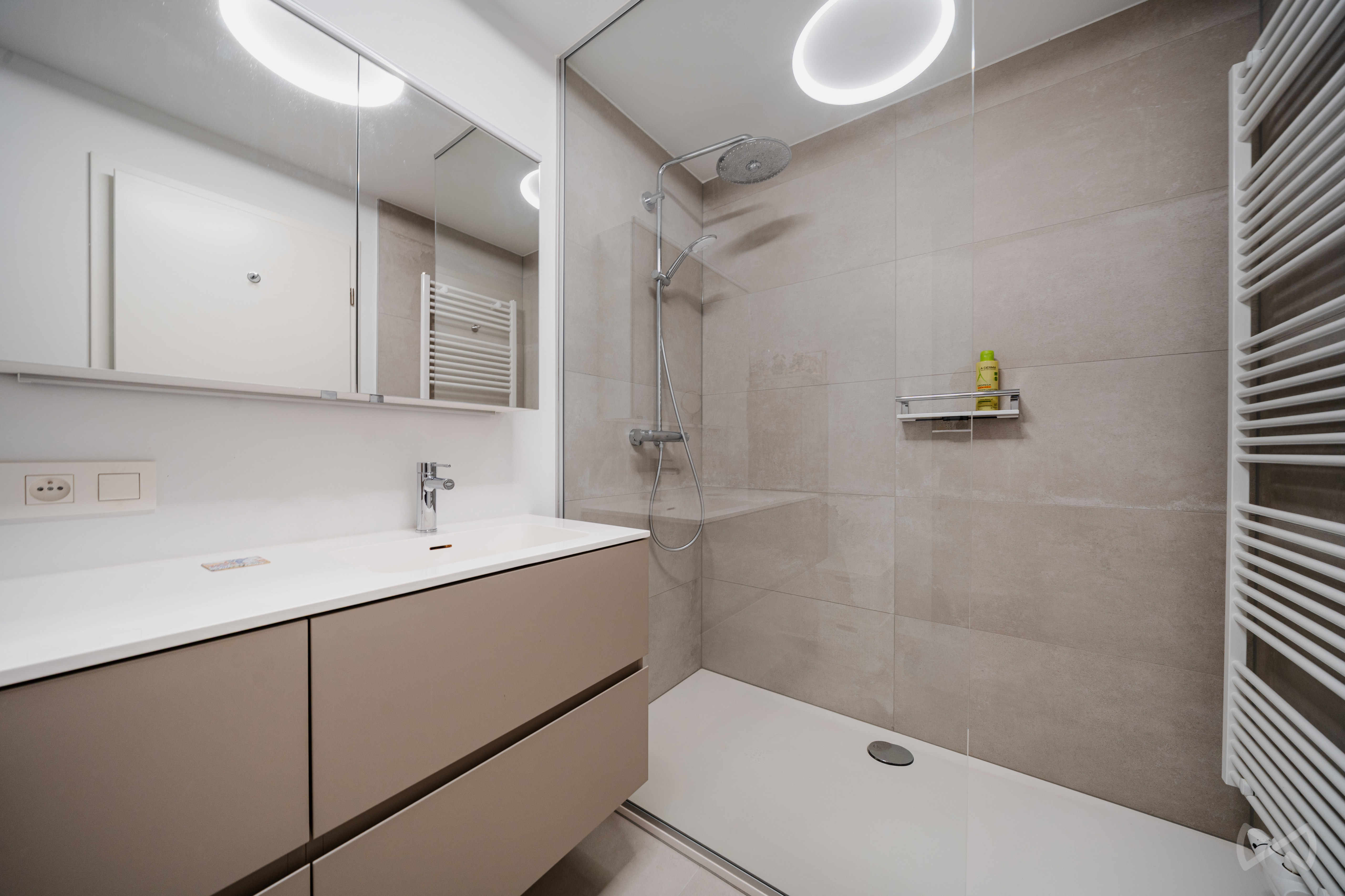 Photo 3 sur 4 pour Penthouse de deux chambres à Angleur