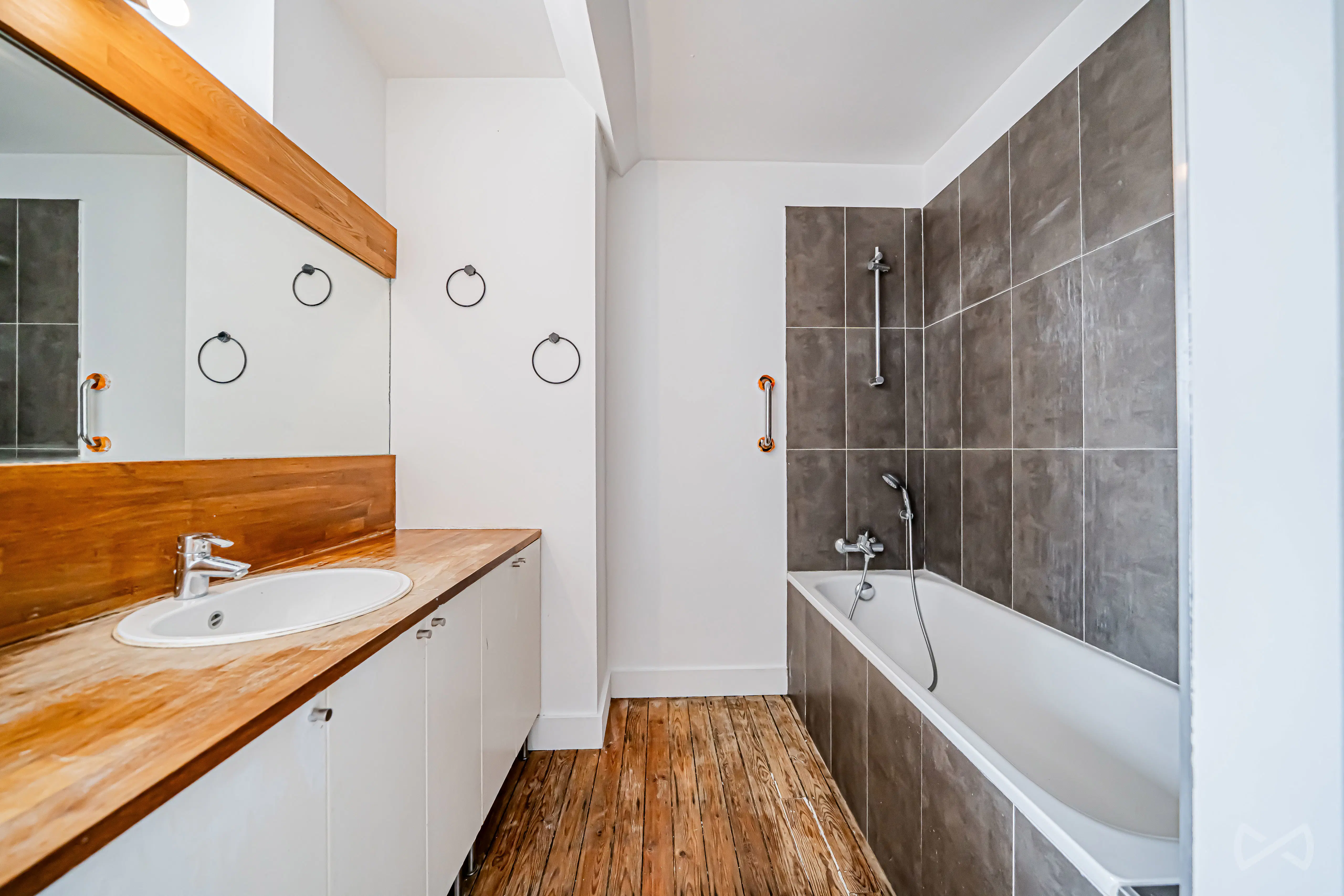 Photo 2 sur 4 pour Duplex de deux chambres à Jette
