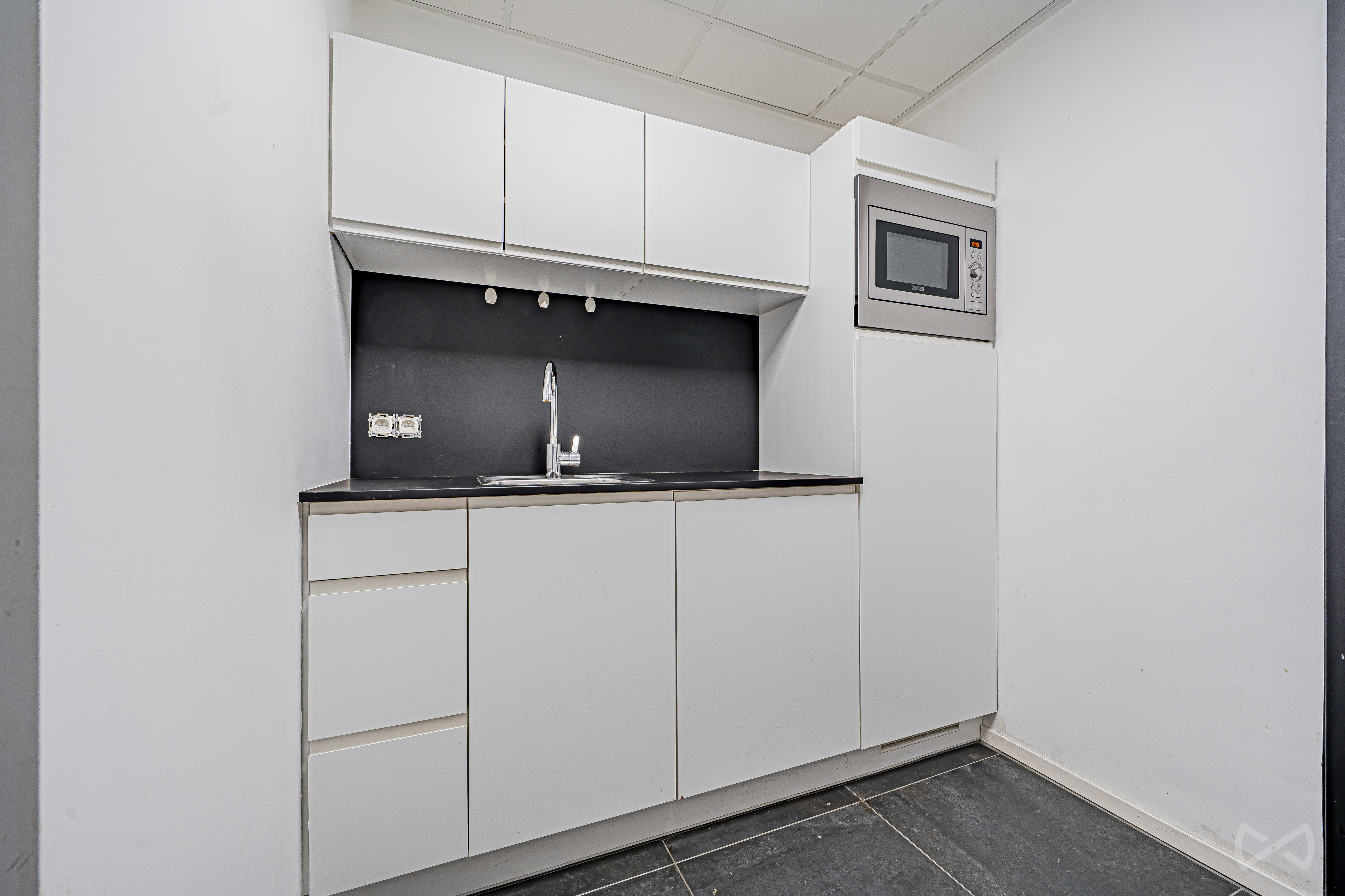 Foto 3 van 4 van Kantoor in Liège