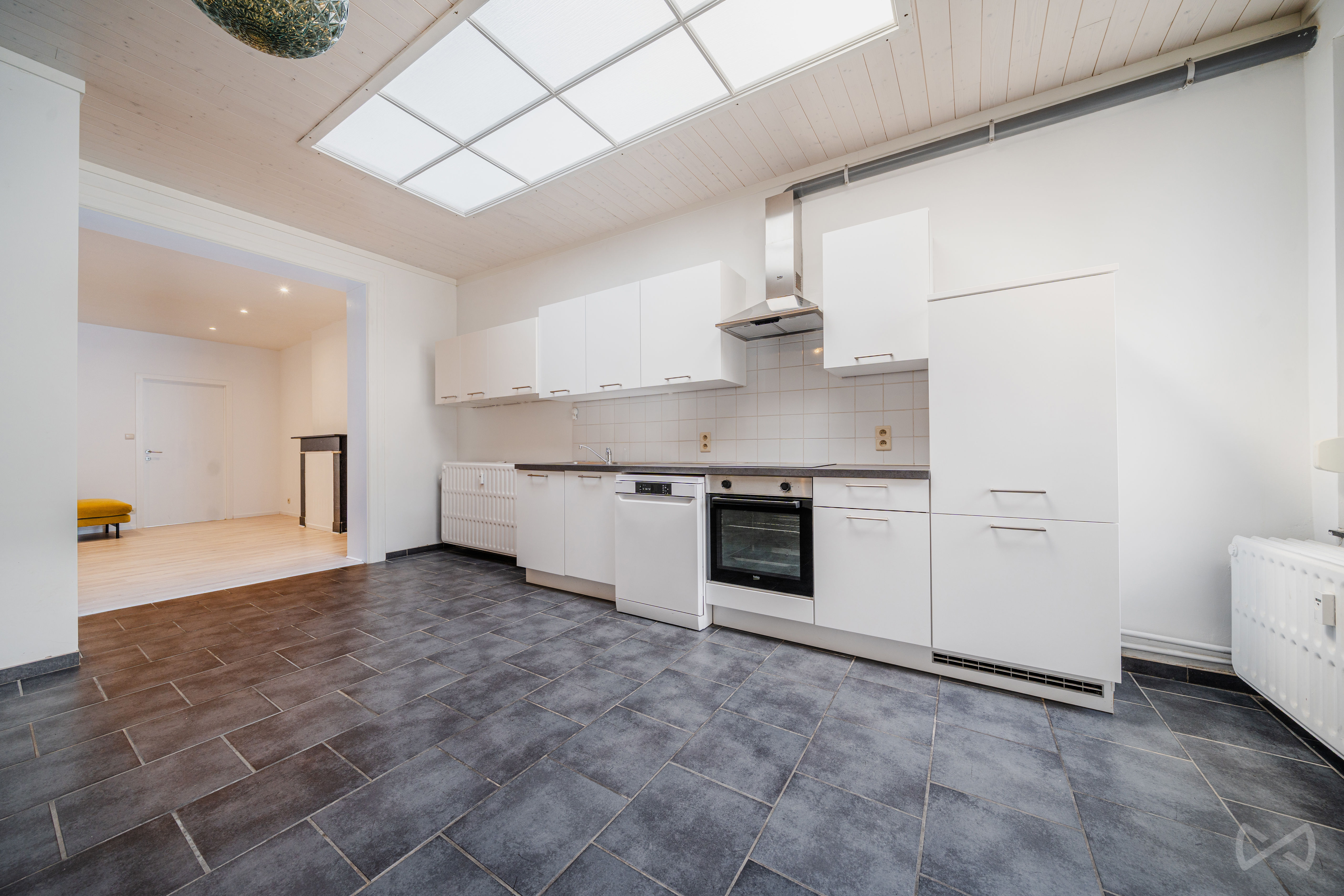 Photo 1 sur 4 pour Immeuble mixte de quatre chambres à Esneux