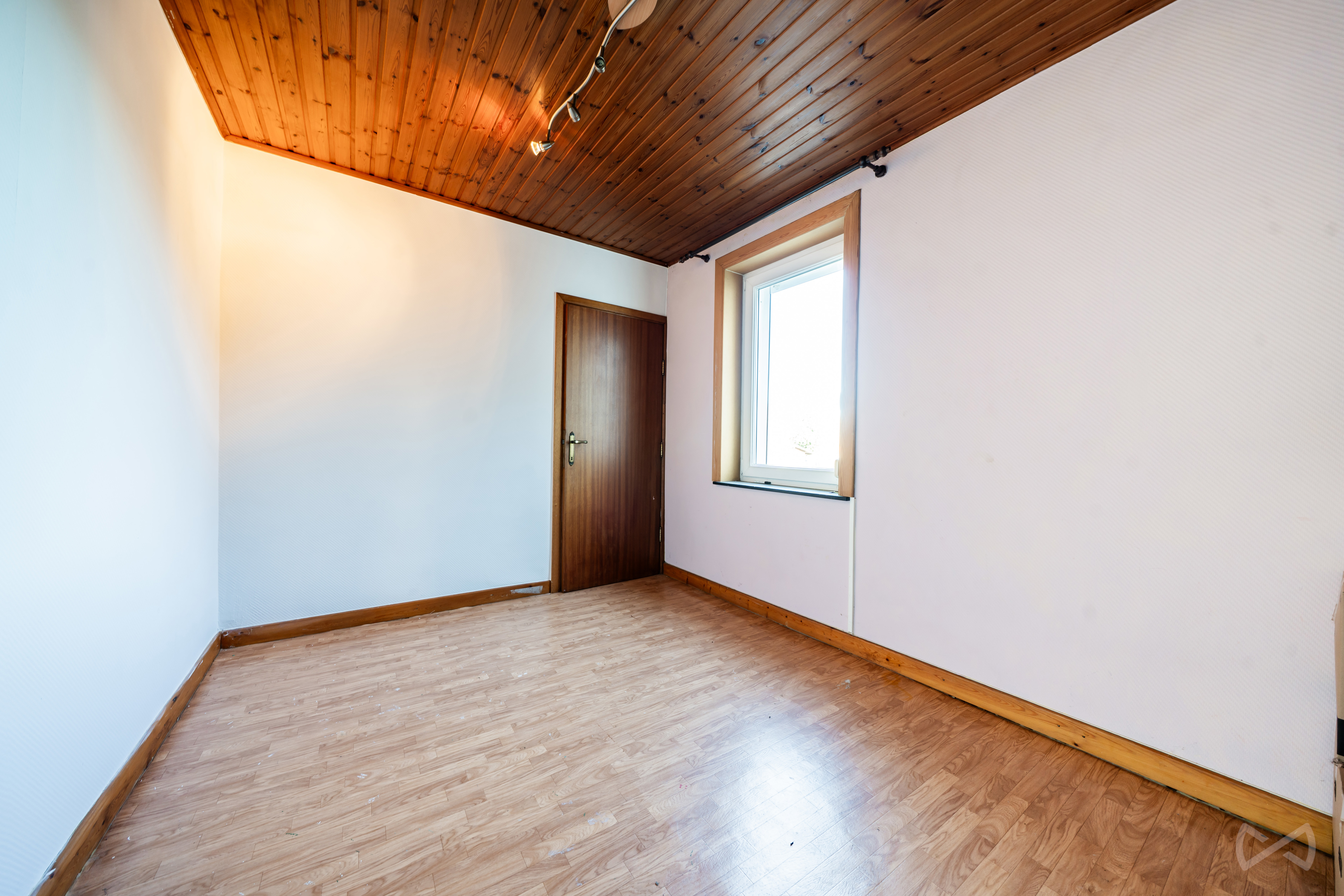 Foto 1 van 4 van Huis met vier slaapkamers in La Louvière