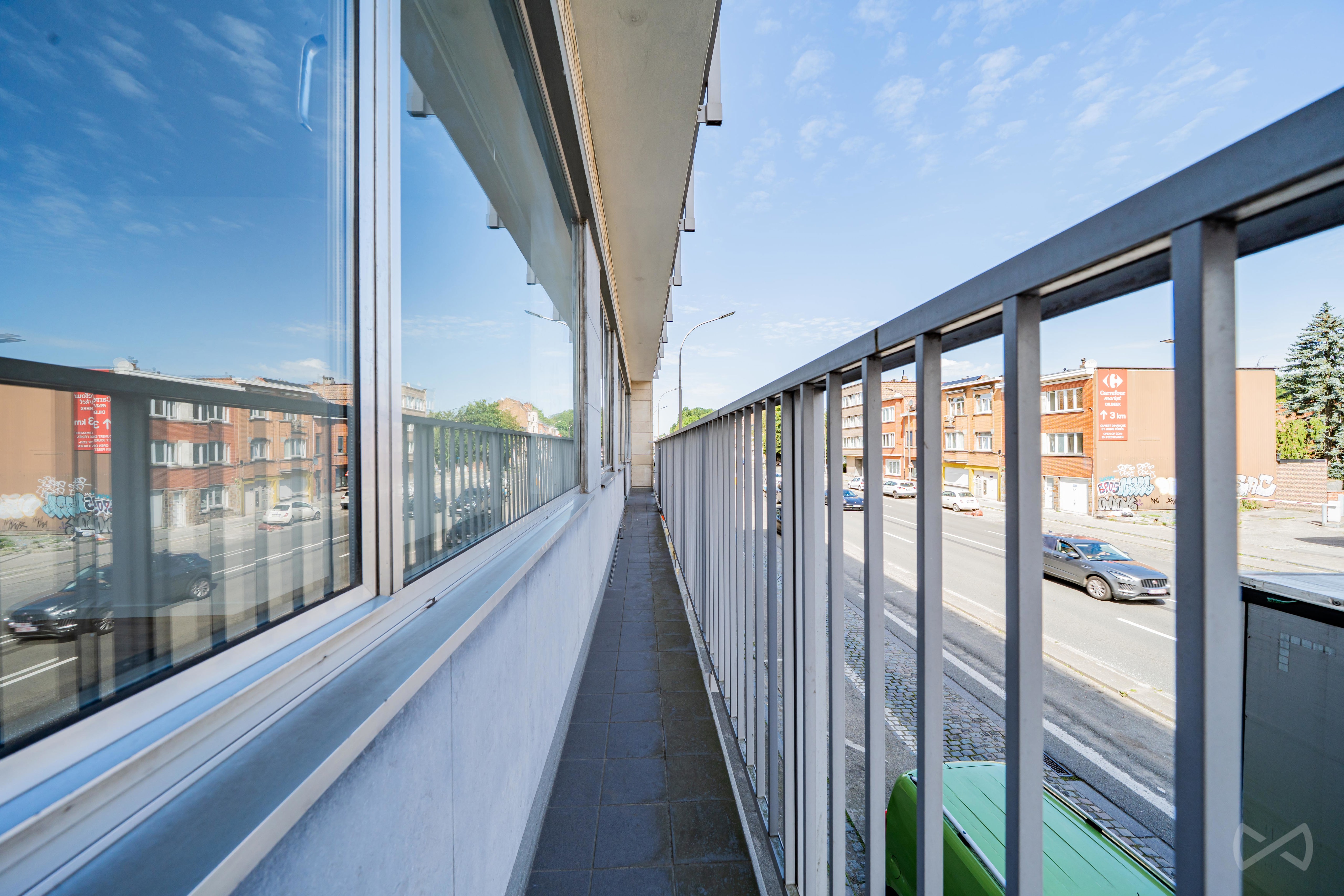 Picture 1 of 4 for Flat with two bedrooms in Anderlecht