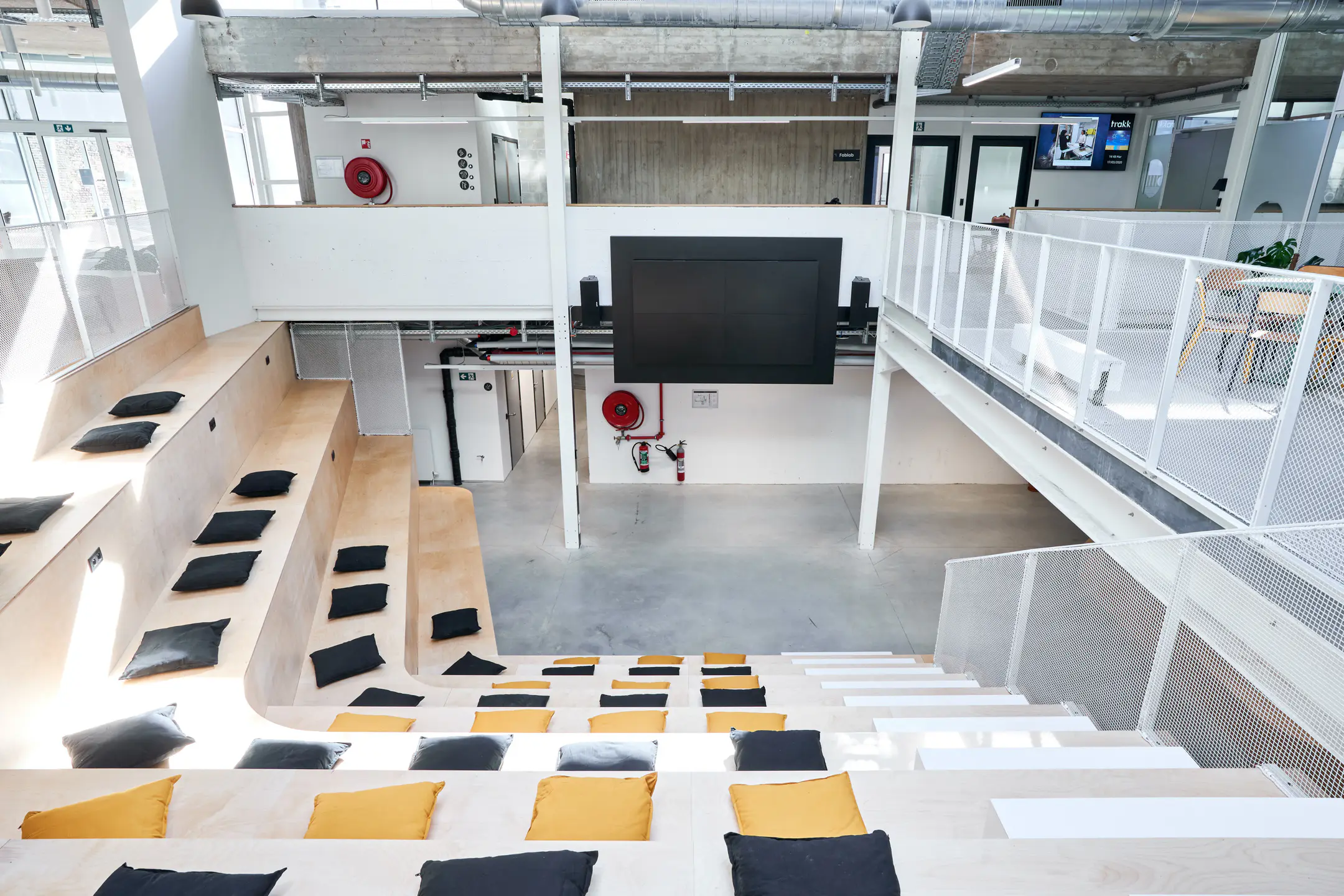 Picture 3 of 4 for Offices in Namur