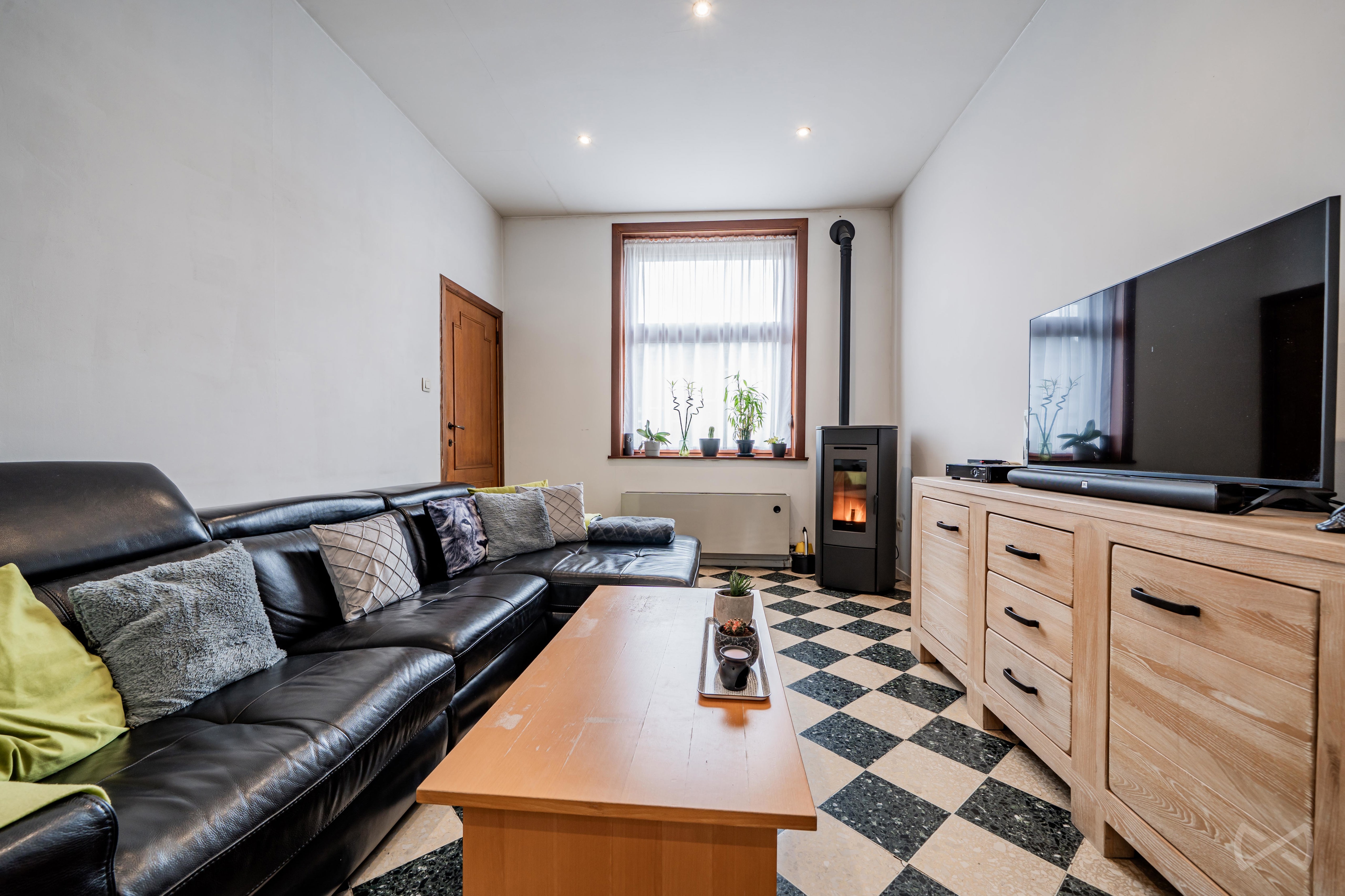 Picture 1 of 4 for House with two bedrooms in Dampremy