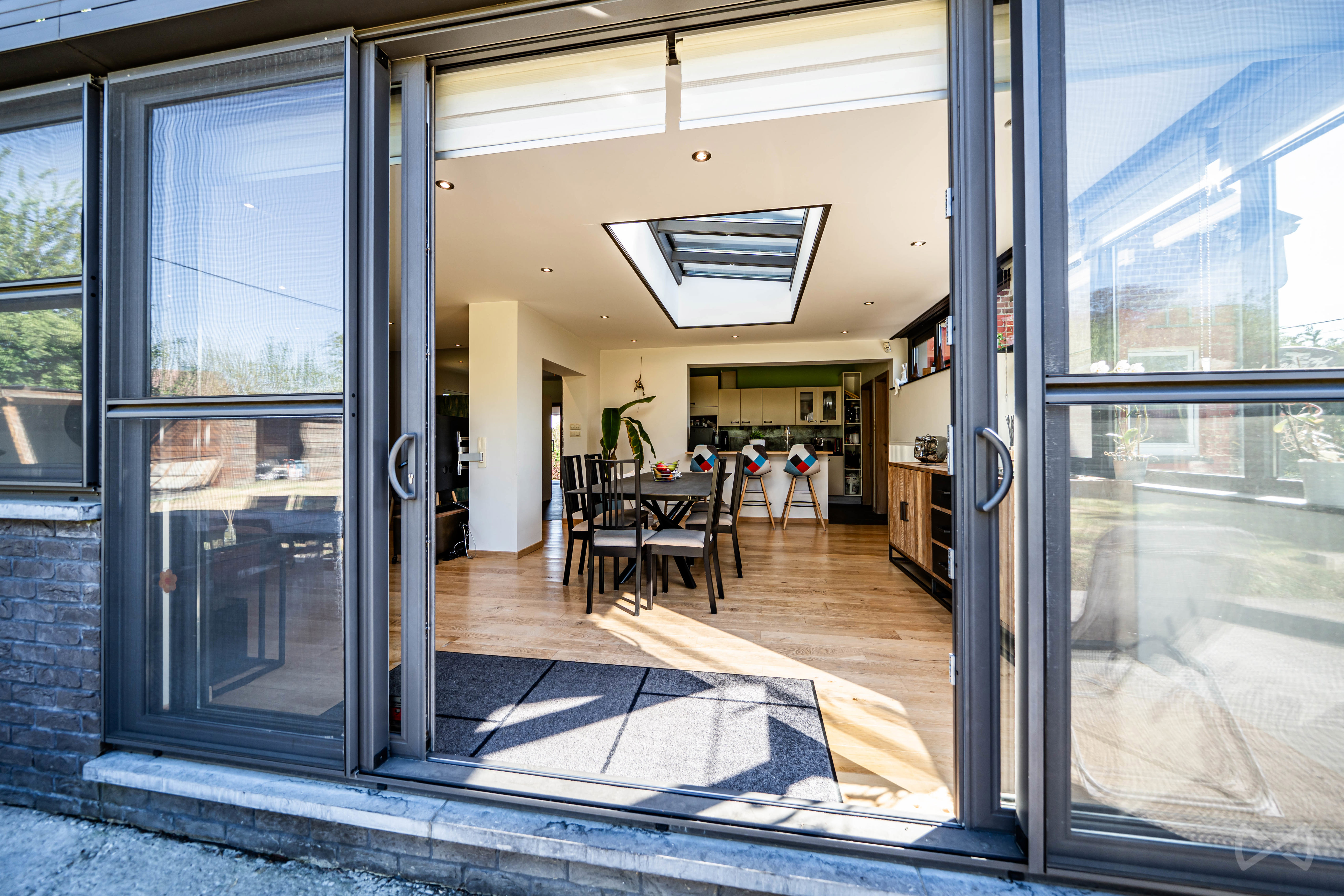 Photo 3 sur 4 pour Maison de cinq chambres à Montigny-le-Tilleul