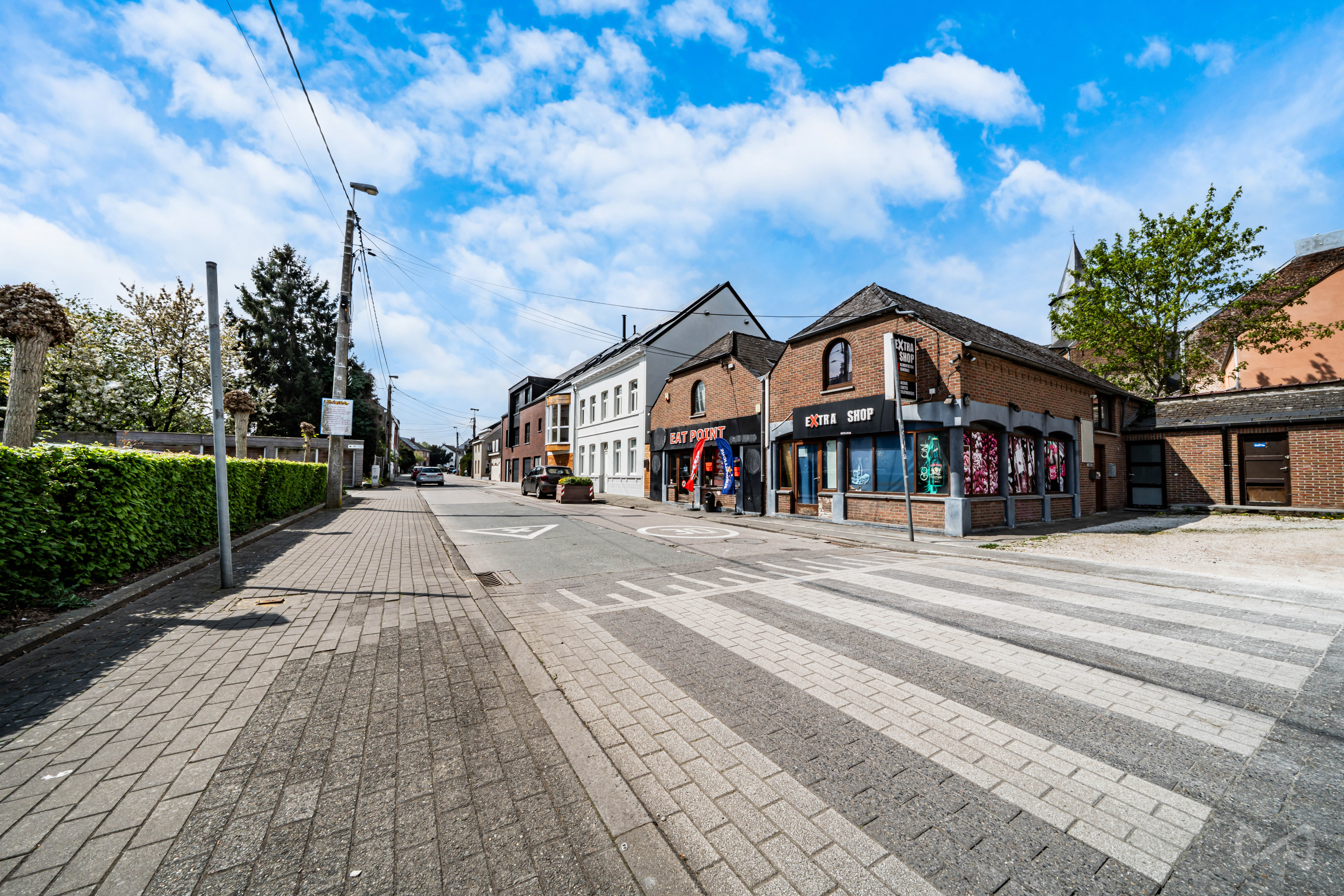 Photo 2 sur 4 pour Immeuble mixte de deux chambres à Ottignies-Louvain-la-Neuve