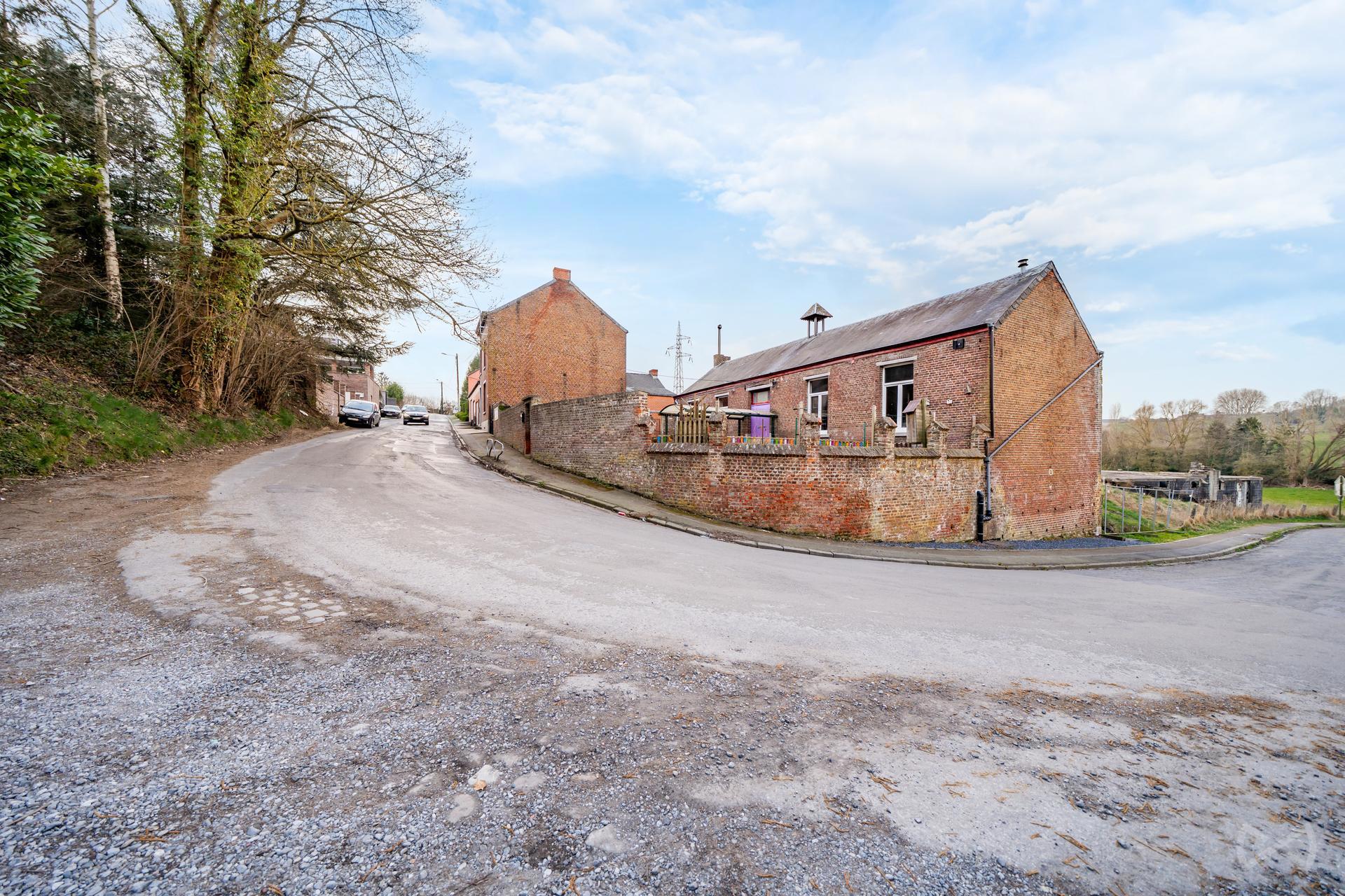 Picture 1 of 4 for Villa with three bedrooms in Morlanwelz Carnières