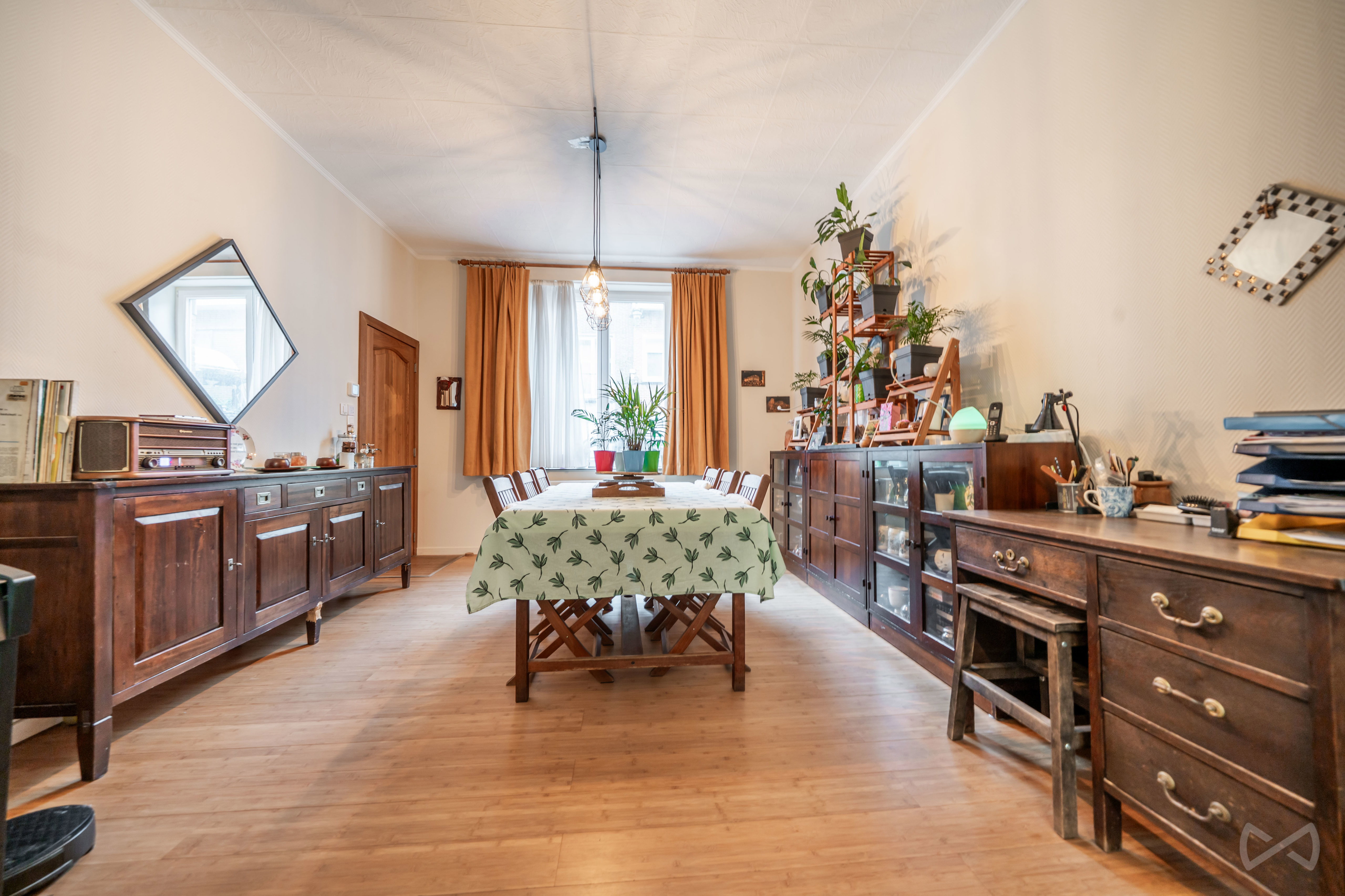 Photo 1 sur 4 pour Maison de quatre chambres à Molenbeek-saint-jean
