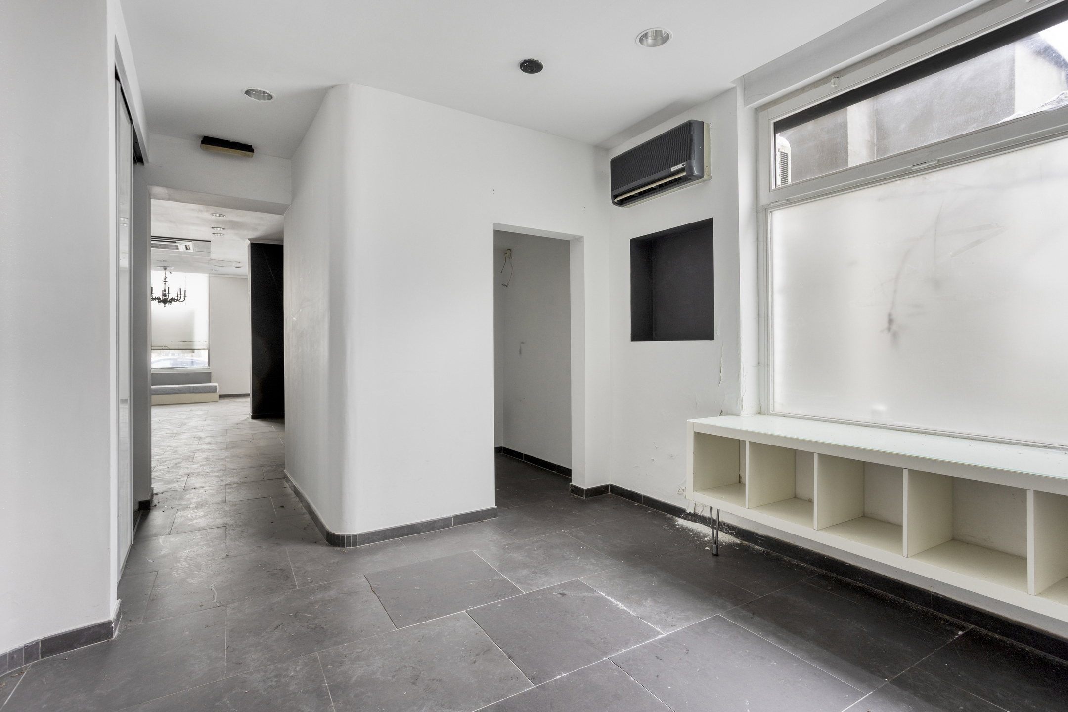 Picture 2 of 4 for Multi-purpose building with five bedrooms in Charleroi