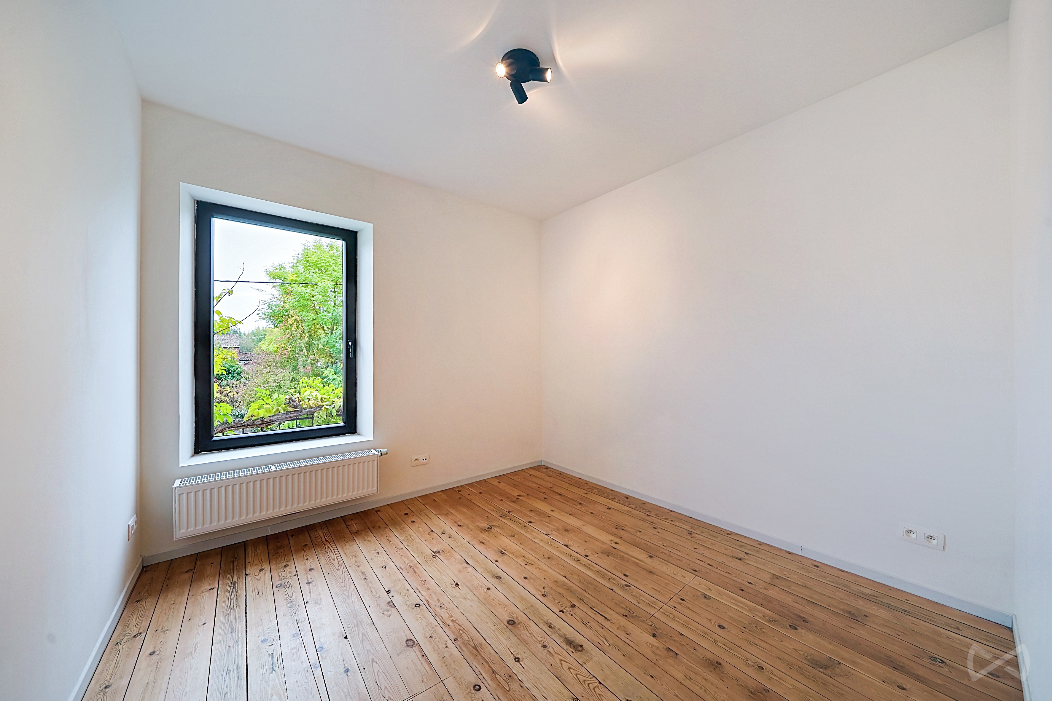 Foto 1 van 4 van Huis met drie slaapkamers in Montigny-le-Tilleul