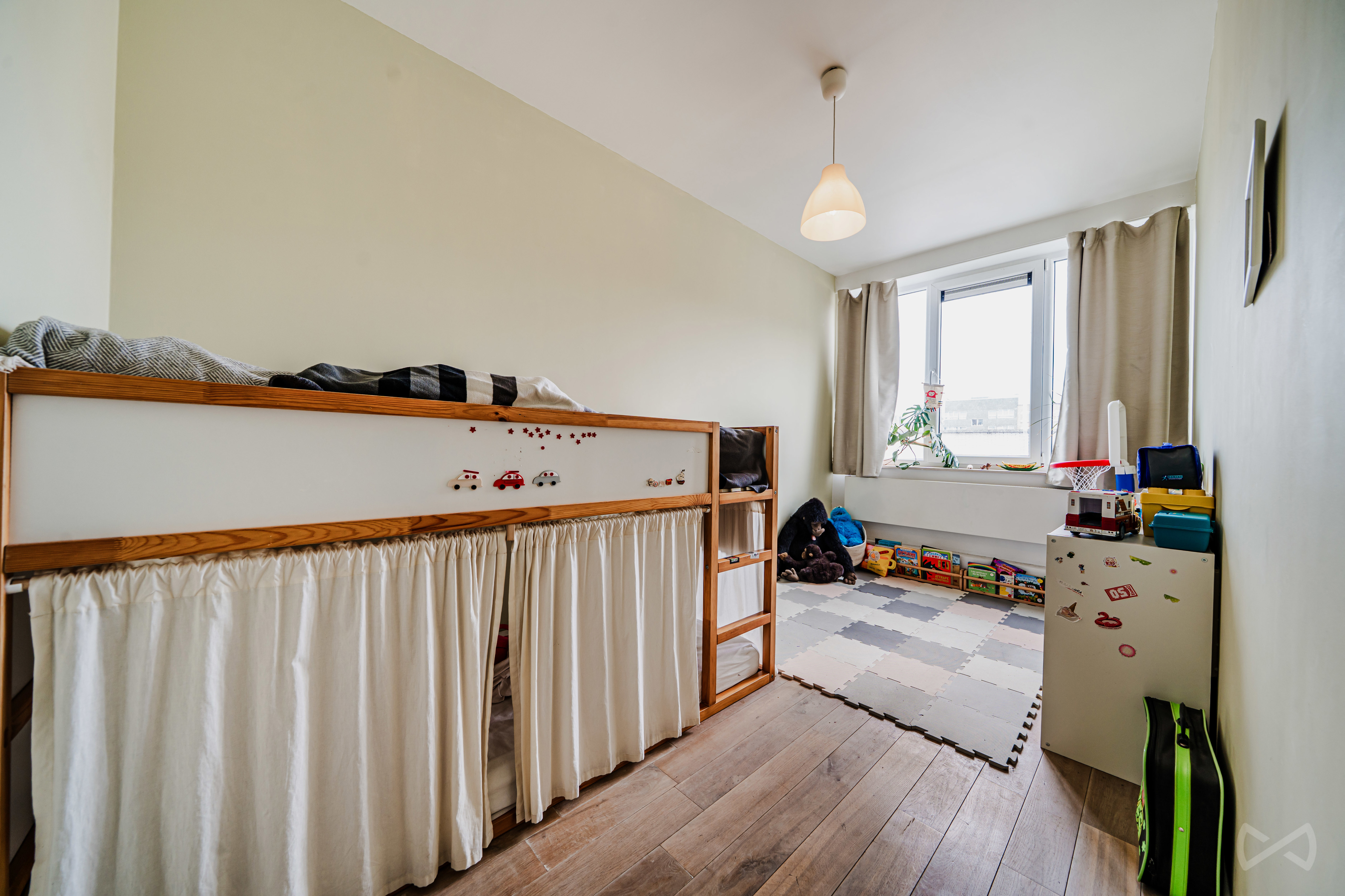 Photo 2 sur 4 pour Appartement de quatre chambres à Molenbeek-saint-jean