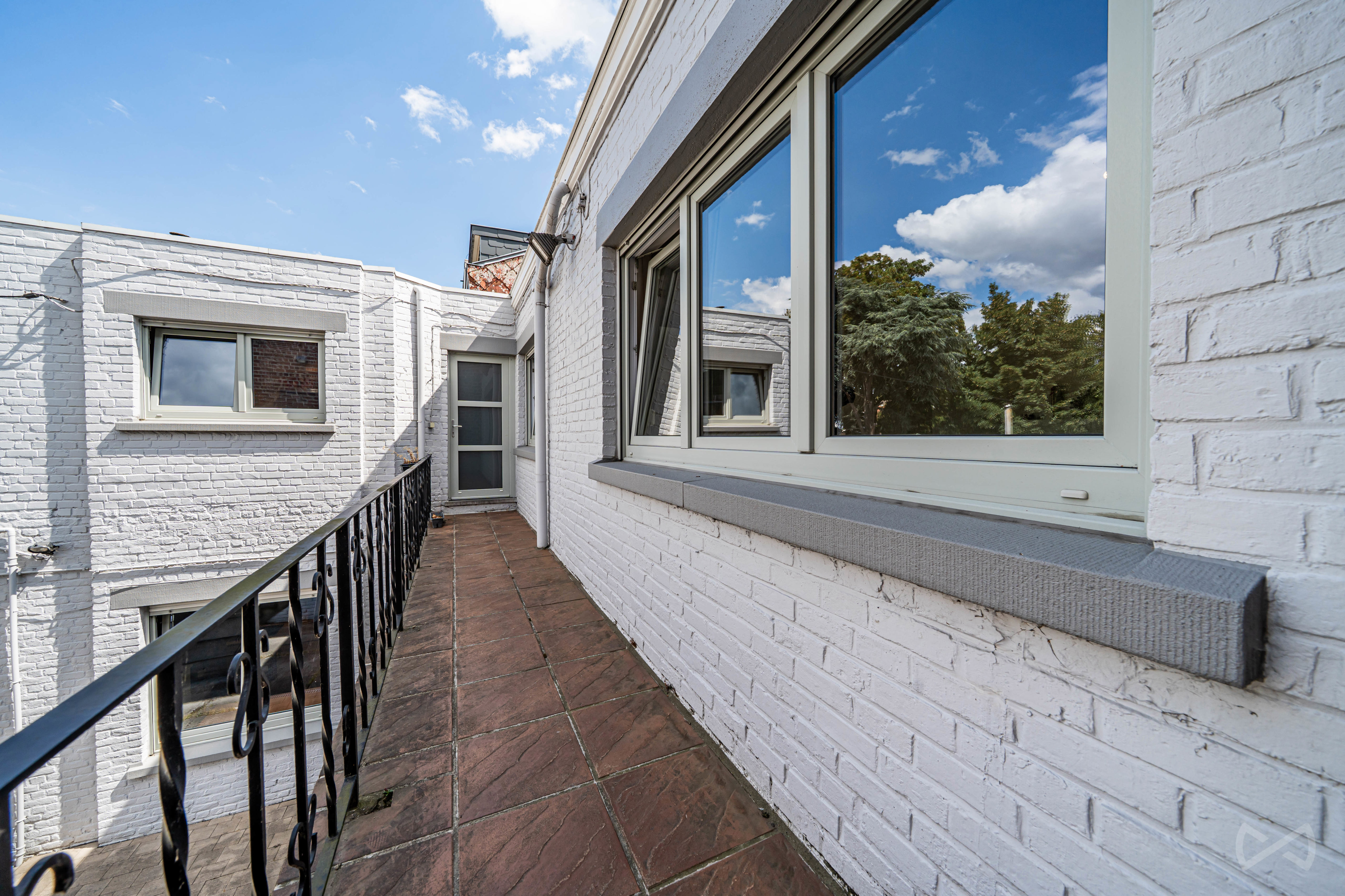 Picture 1 of 4 for Multi-purpose building with three bedrooms in Herstal