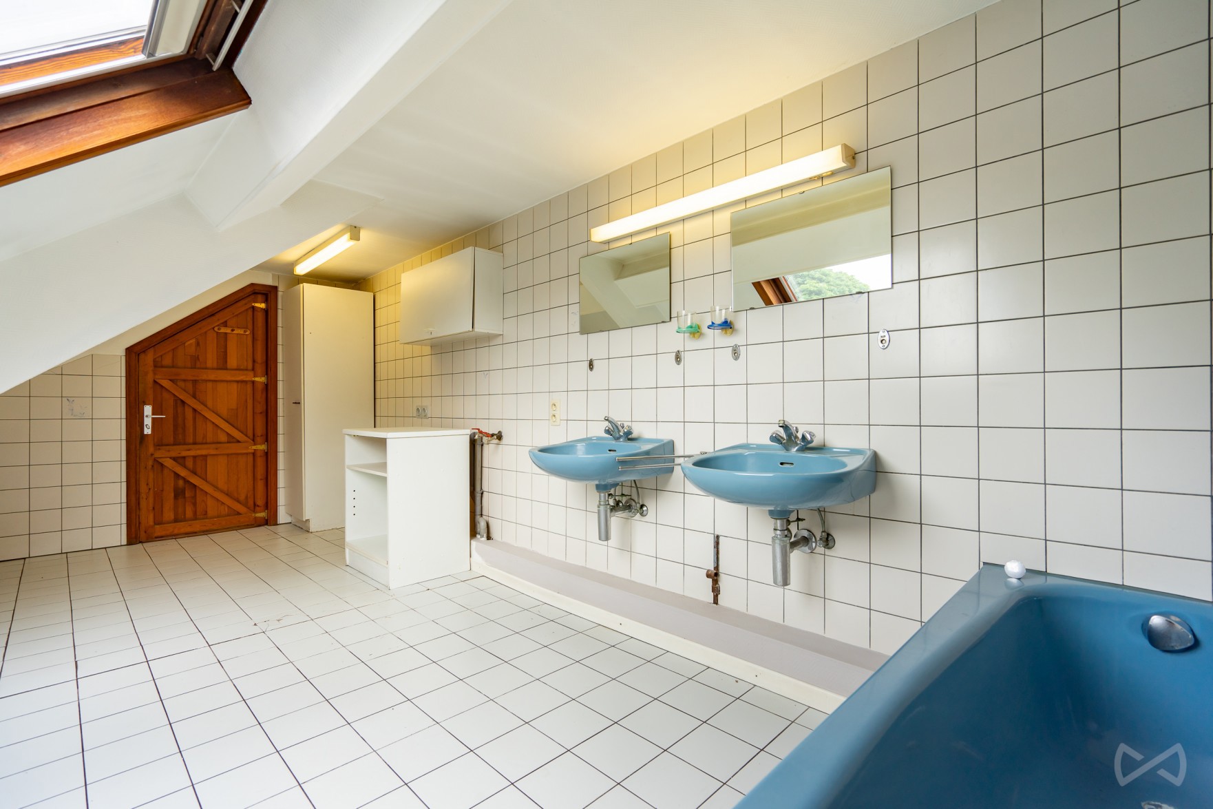 Photo 3 sur 4 pour Immeuble à usage multiple à Villers-la-ville