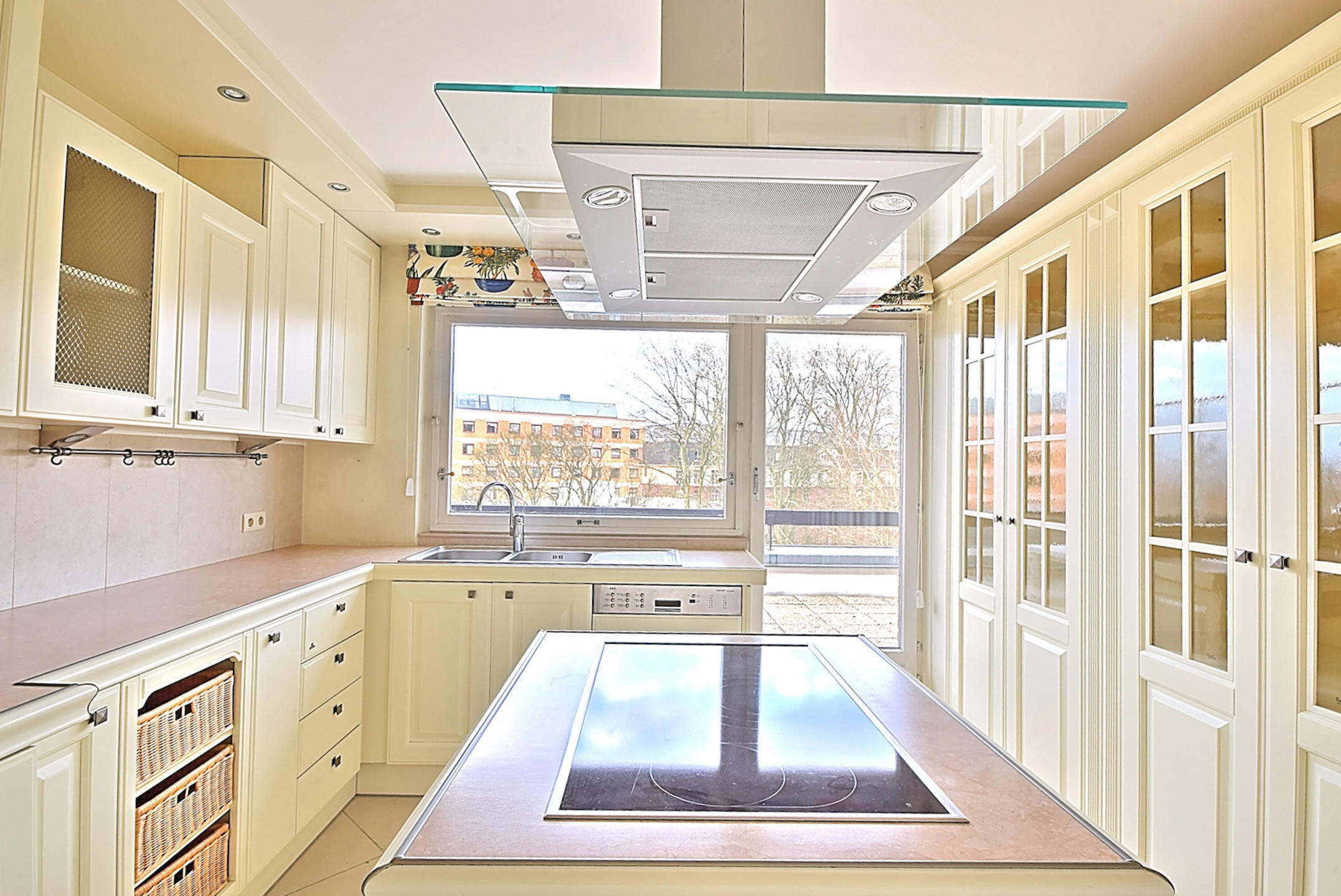 Picture 2 of 3 for Penthouse with two bedrooms in Uccle