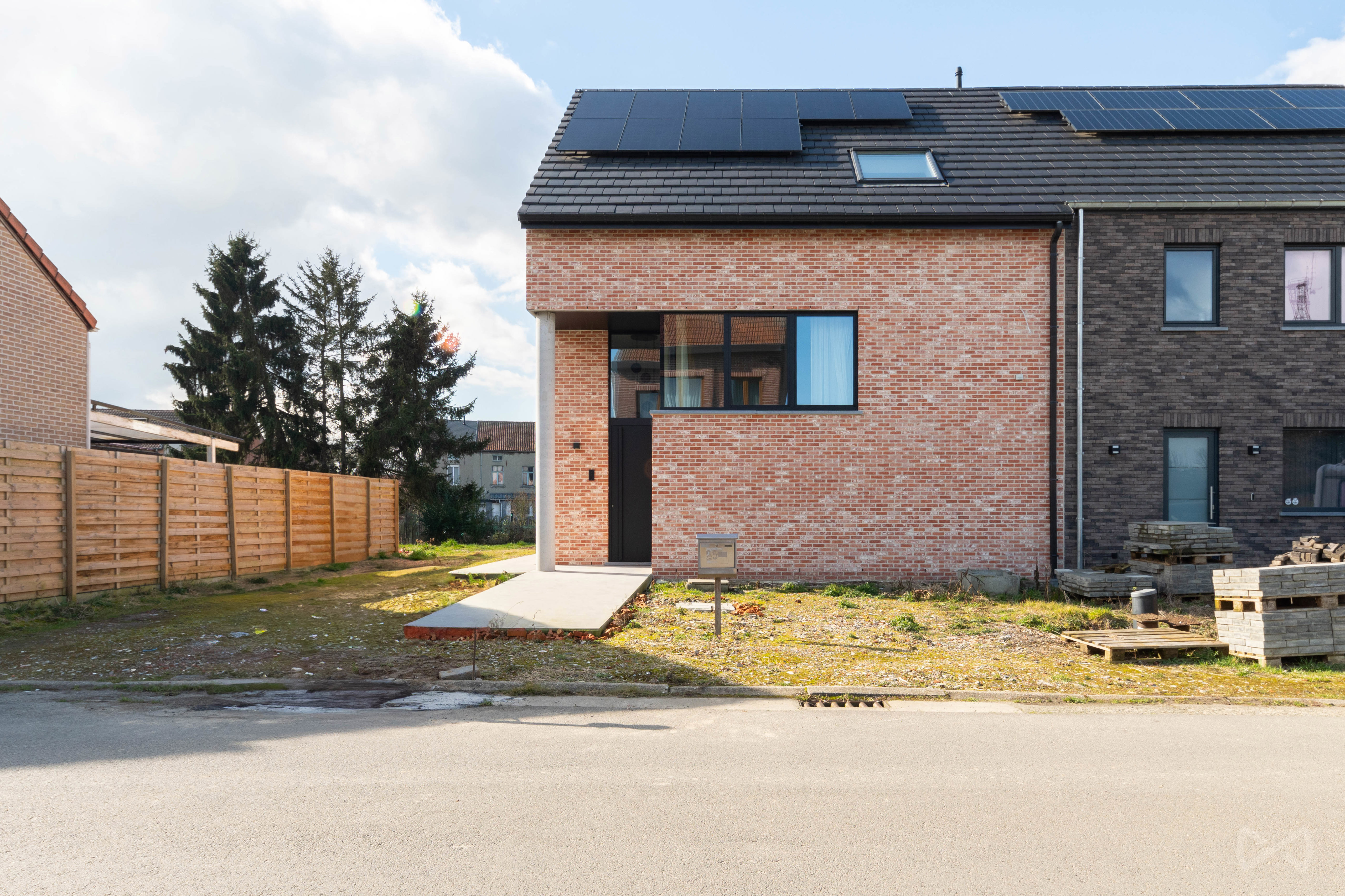Foto 1 van 5 van Huis met drie slaapkamers in Tienen
