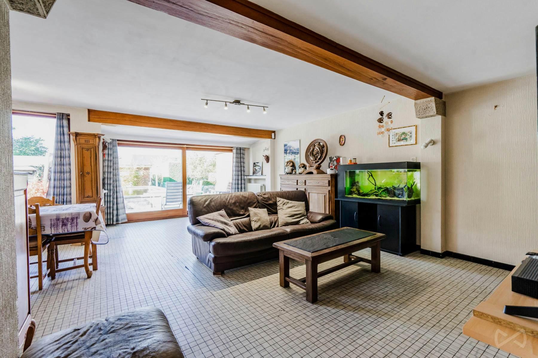 Photo 3 sur 4 pour Maison de quatre chambres à Couillet