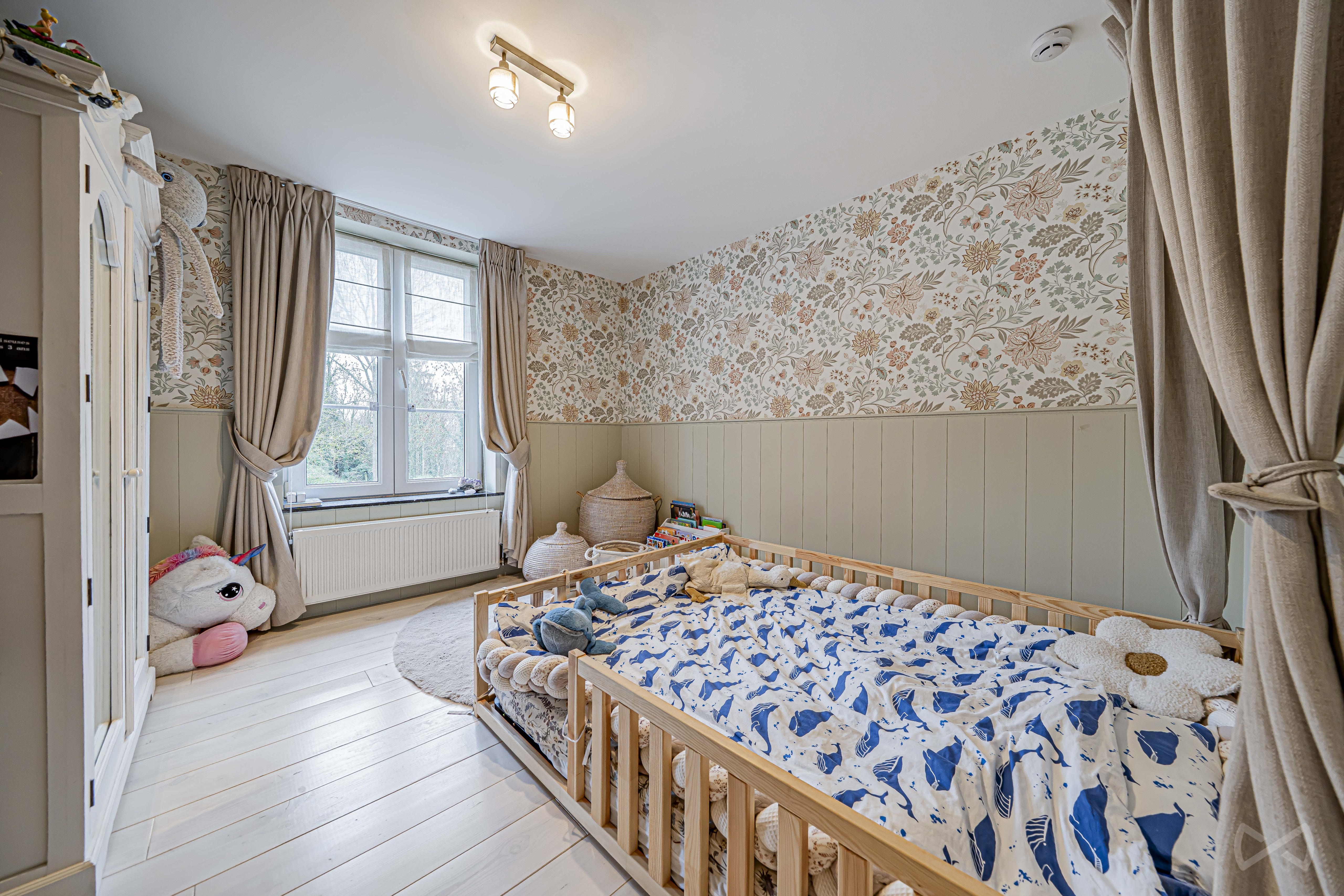 Photo 1 sur 4 pour Bien exceptionnel de cinq chambres à Orp-le-grand