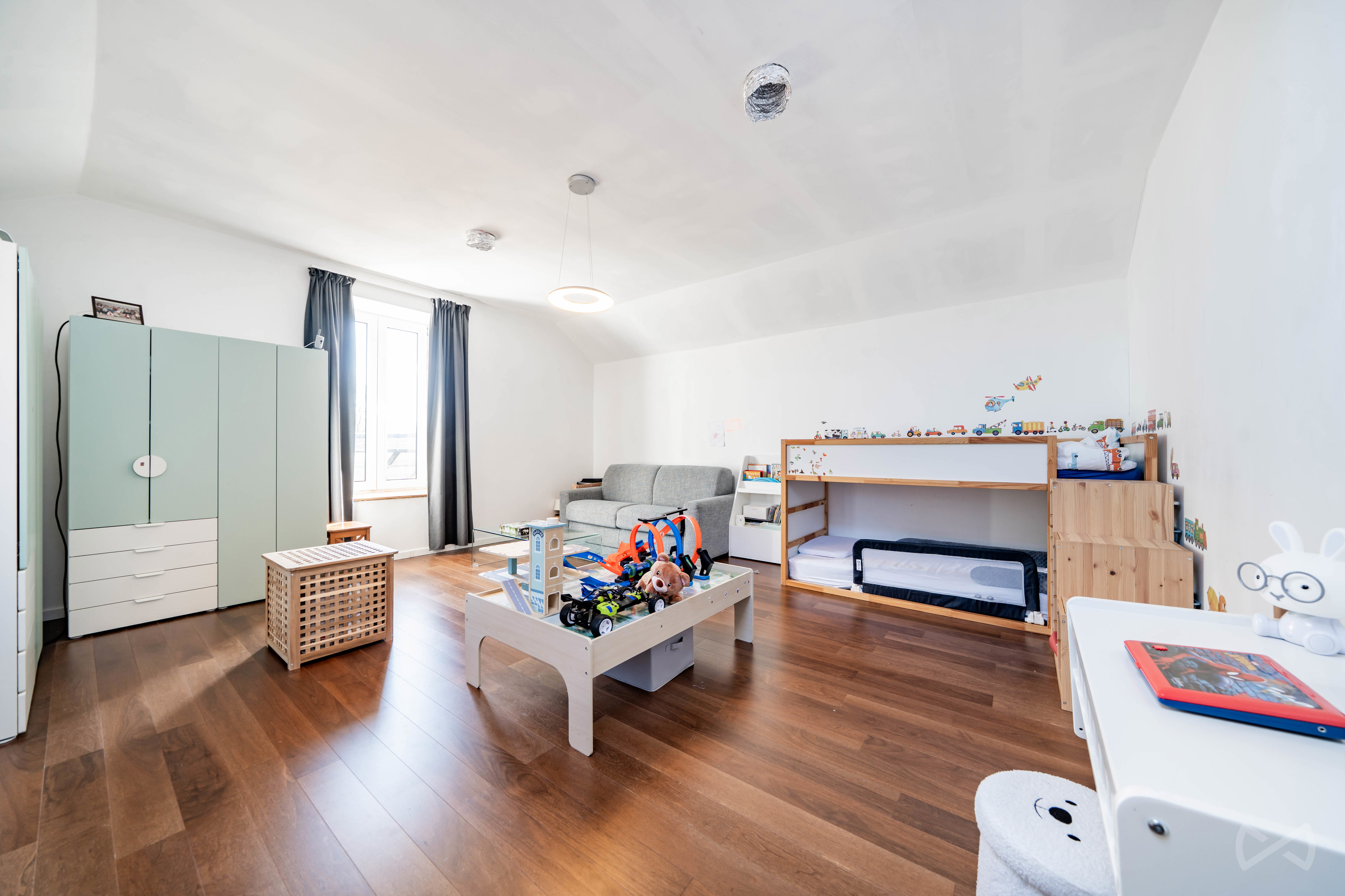 Picture 1 of 4 for Charming house with four bedrooms in Lincent