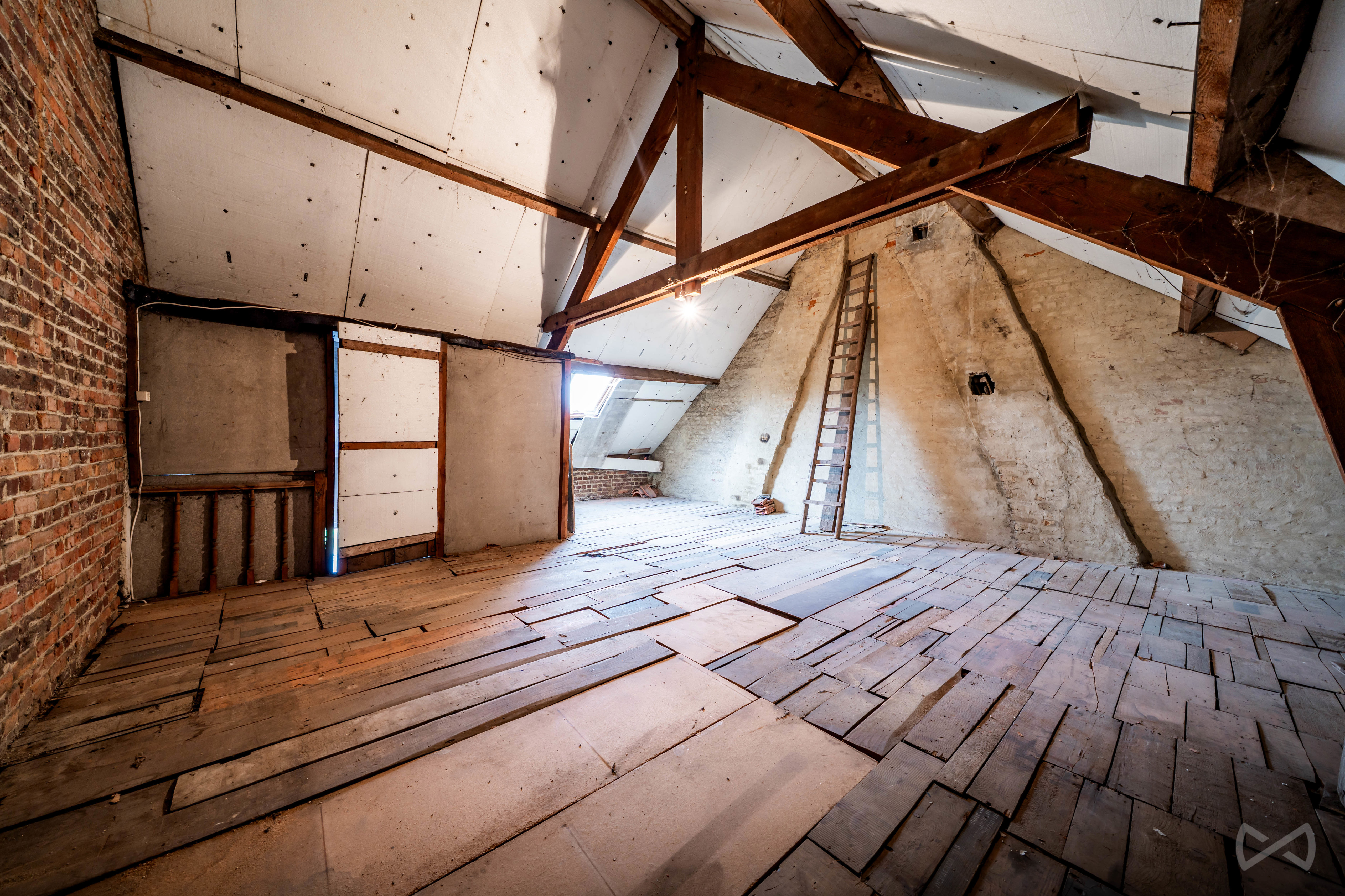 Foto 1 van 4 van Huis met vier slaapkamers in Orp-le-grand