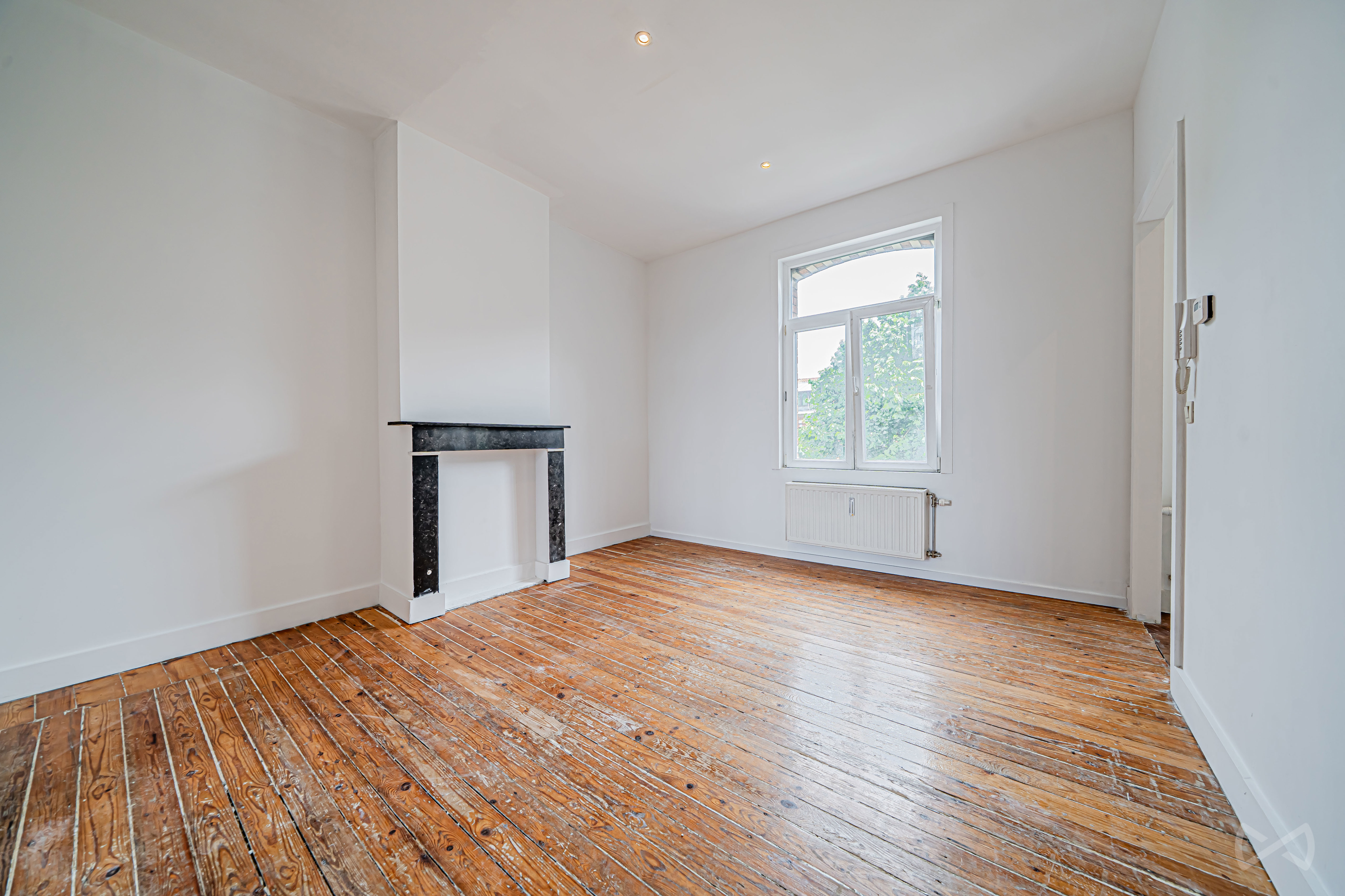 Picture 3 of 4 for Apartment block with four bedrooms in Jette