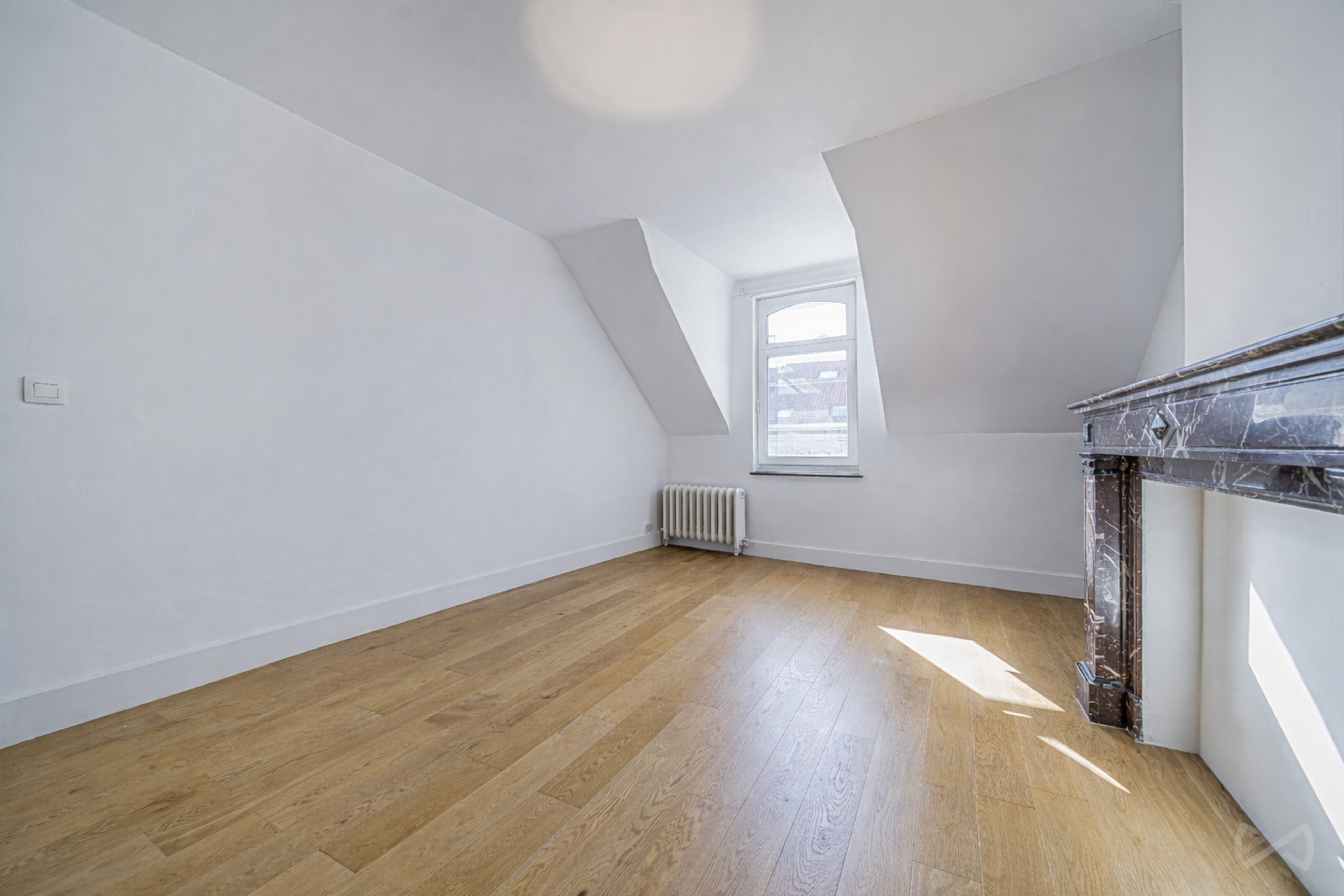Picture 1 of 3 for Maison de maitre with six bedrooms in Bruxelles