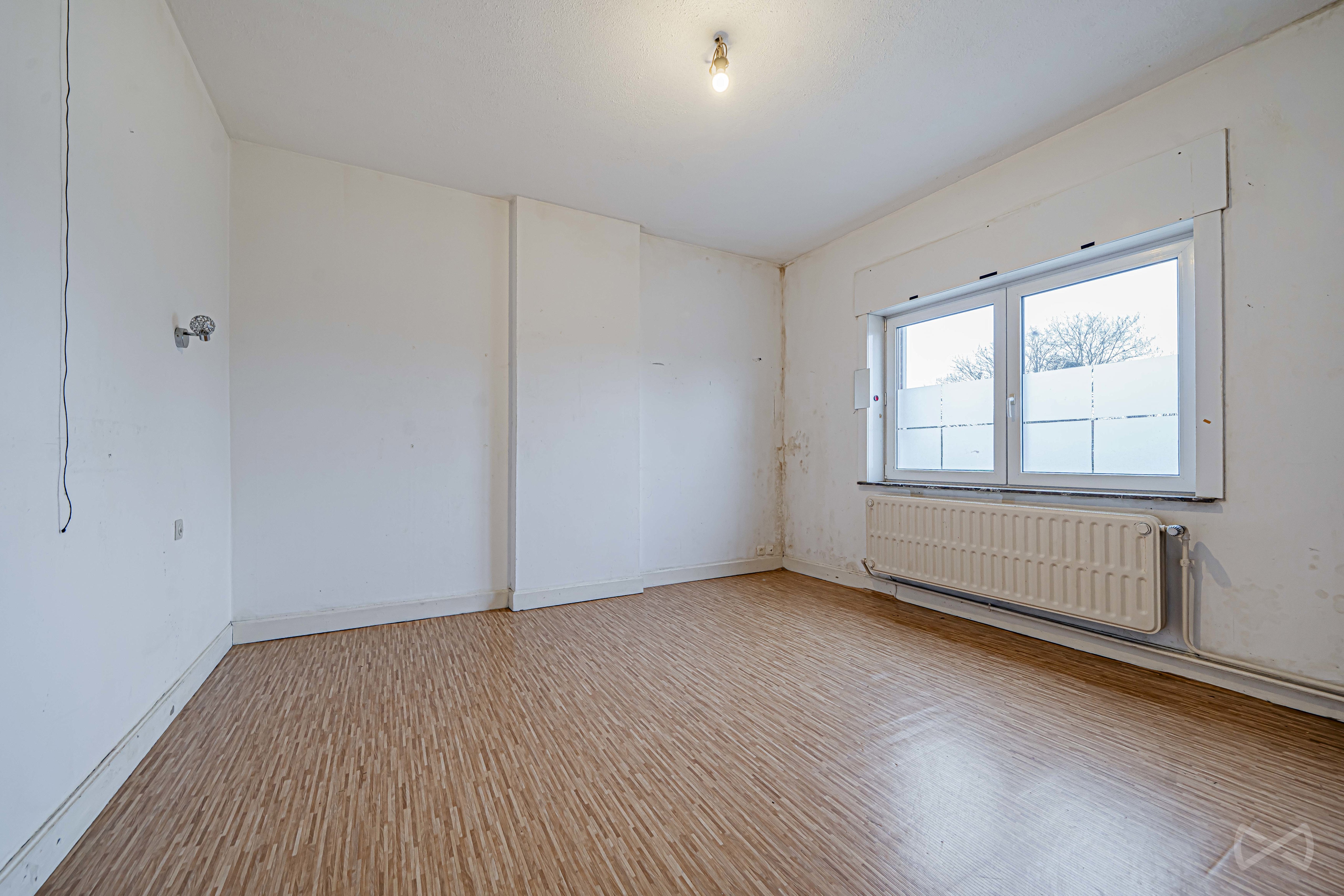 Picture 1 of 4 for House with three bedrooms in Maisières