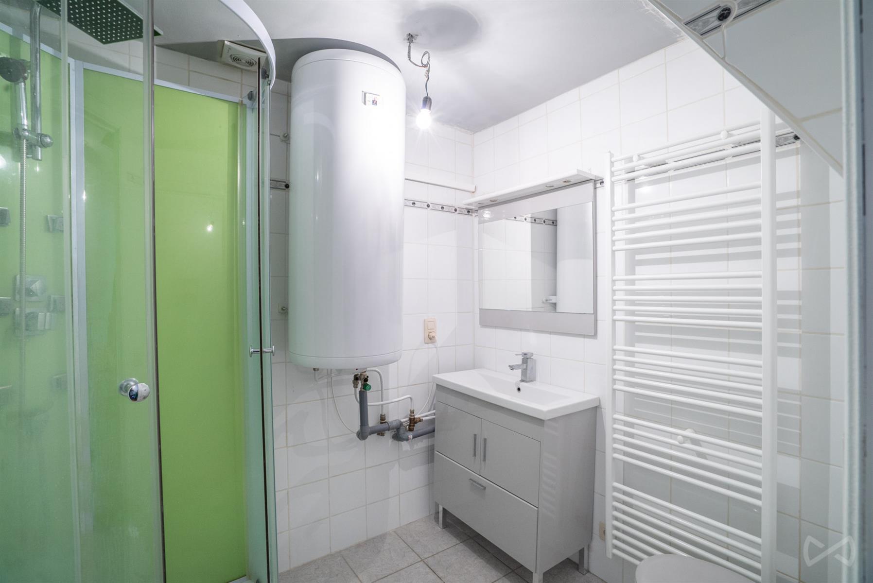 Picture 1 of 4 for House with three bedrooms in Gochenée
