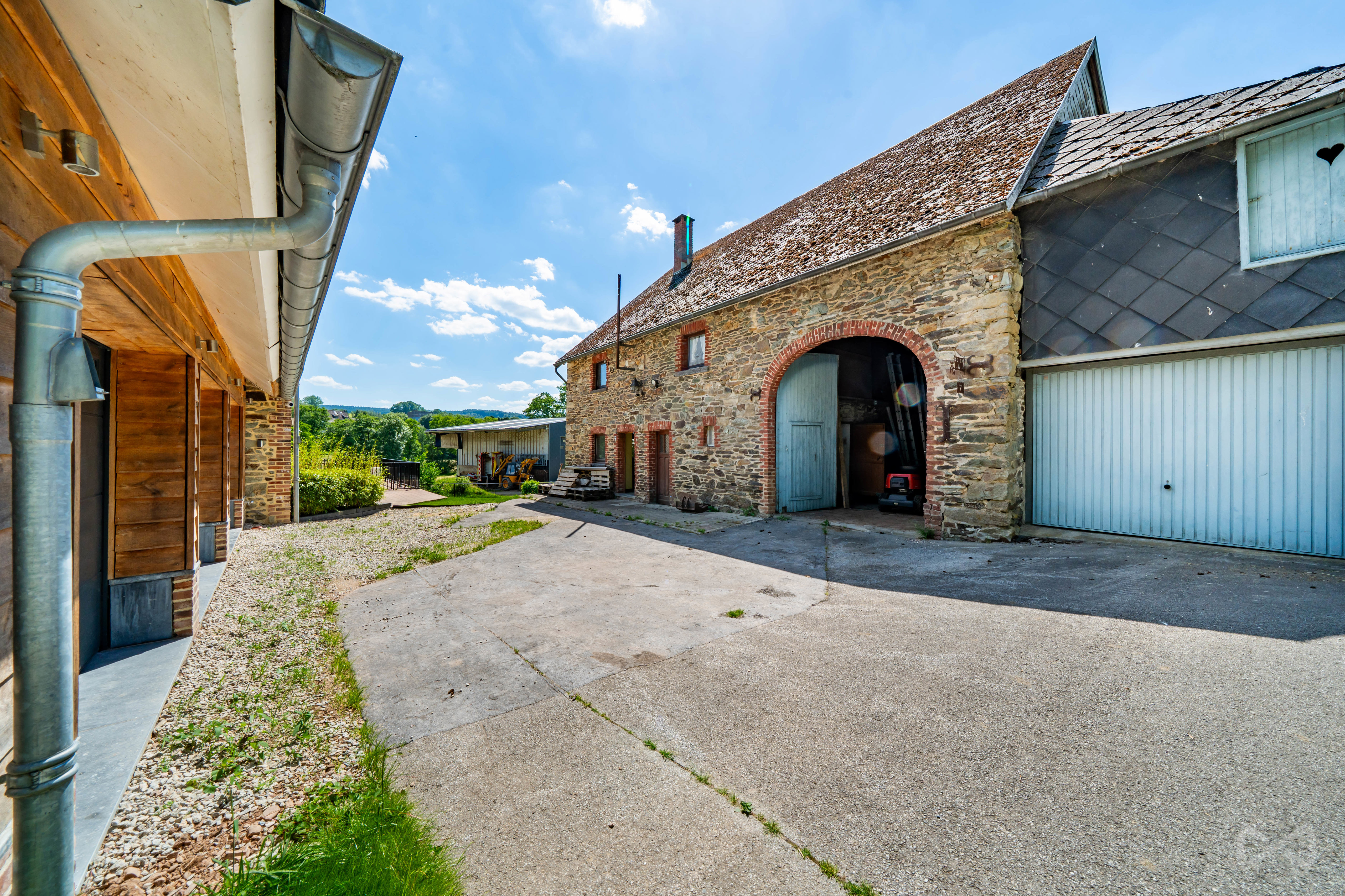 Photo 2 sur 4 pour Villa de six chambres à Bellevaux-ligneuville