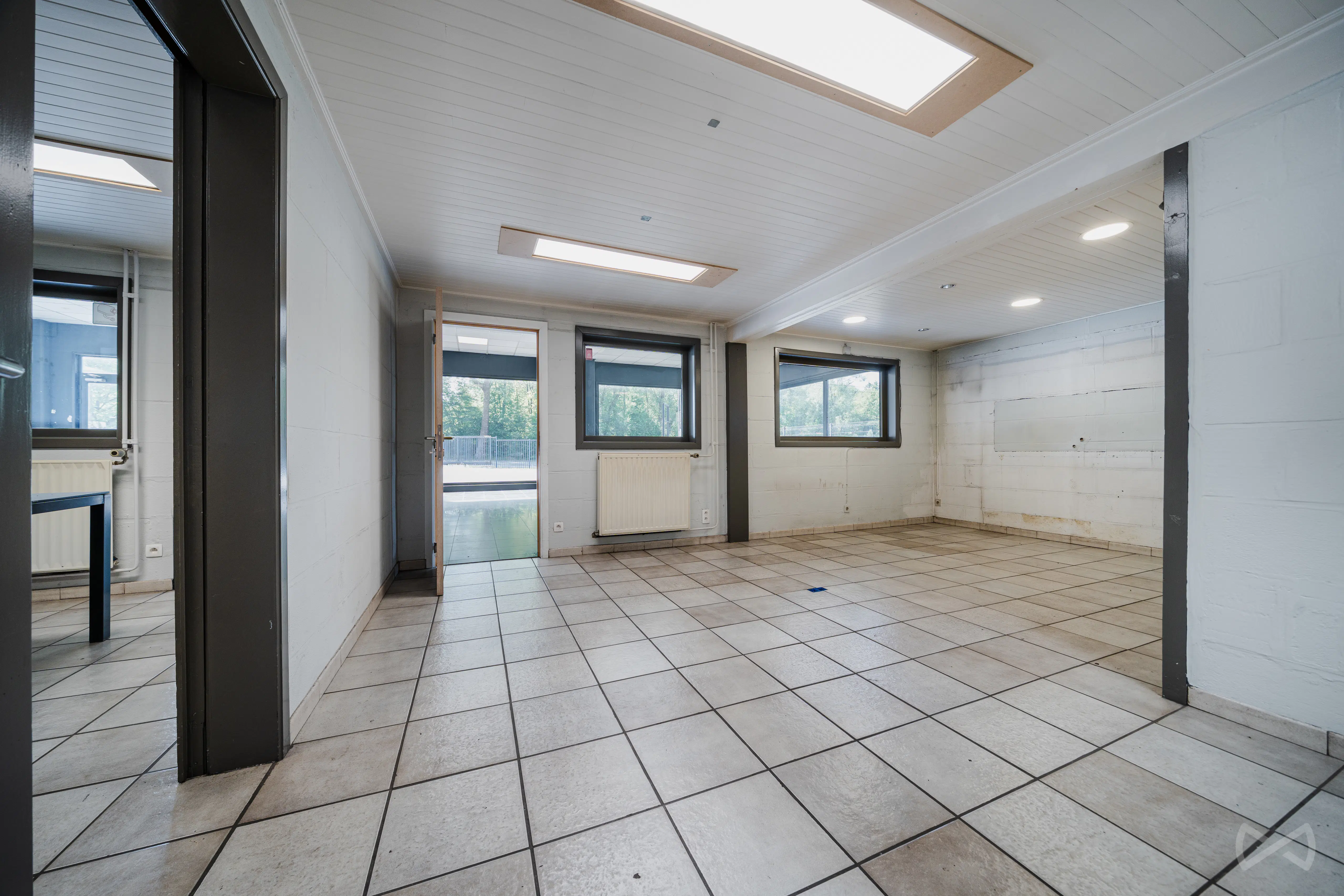 Picture 2 of 4 for Office and warehouse in Soignies Casteau