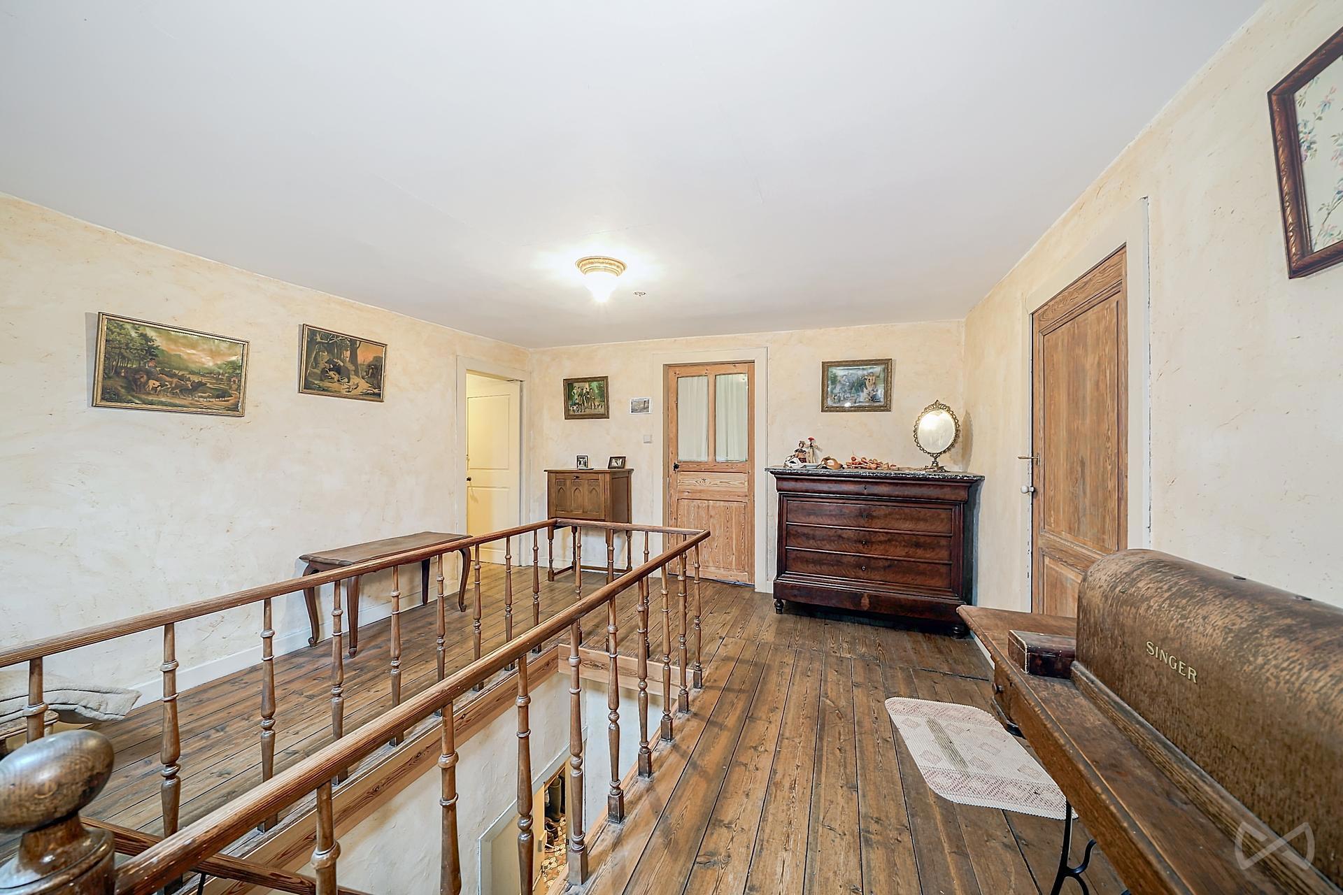 Picture 2 of 4 for House with six bedrooms in Momignies