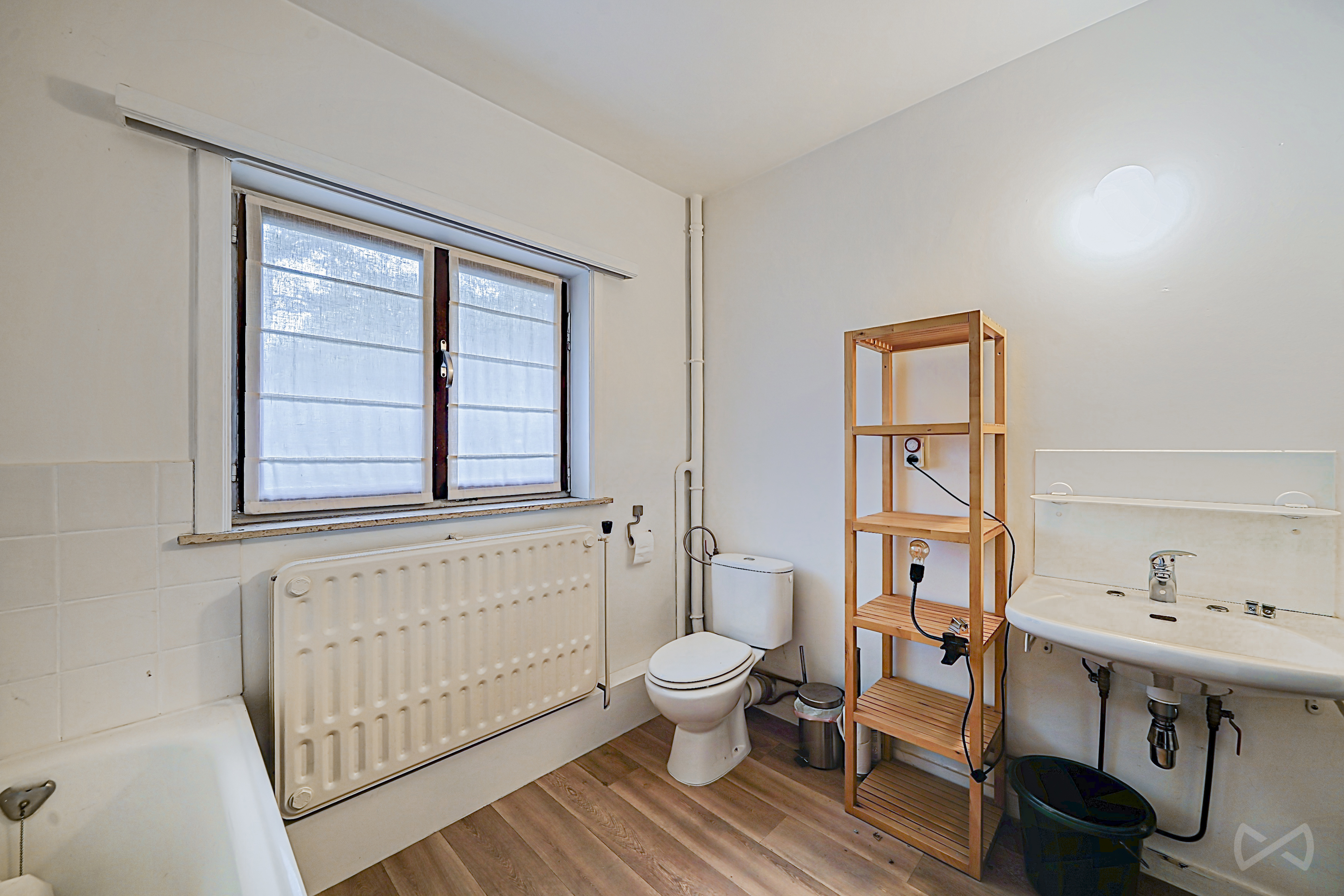 Picture 1 of 4 for Villa with four bedrooms in Rixensart