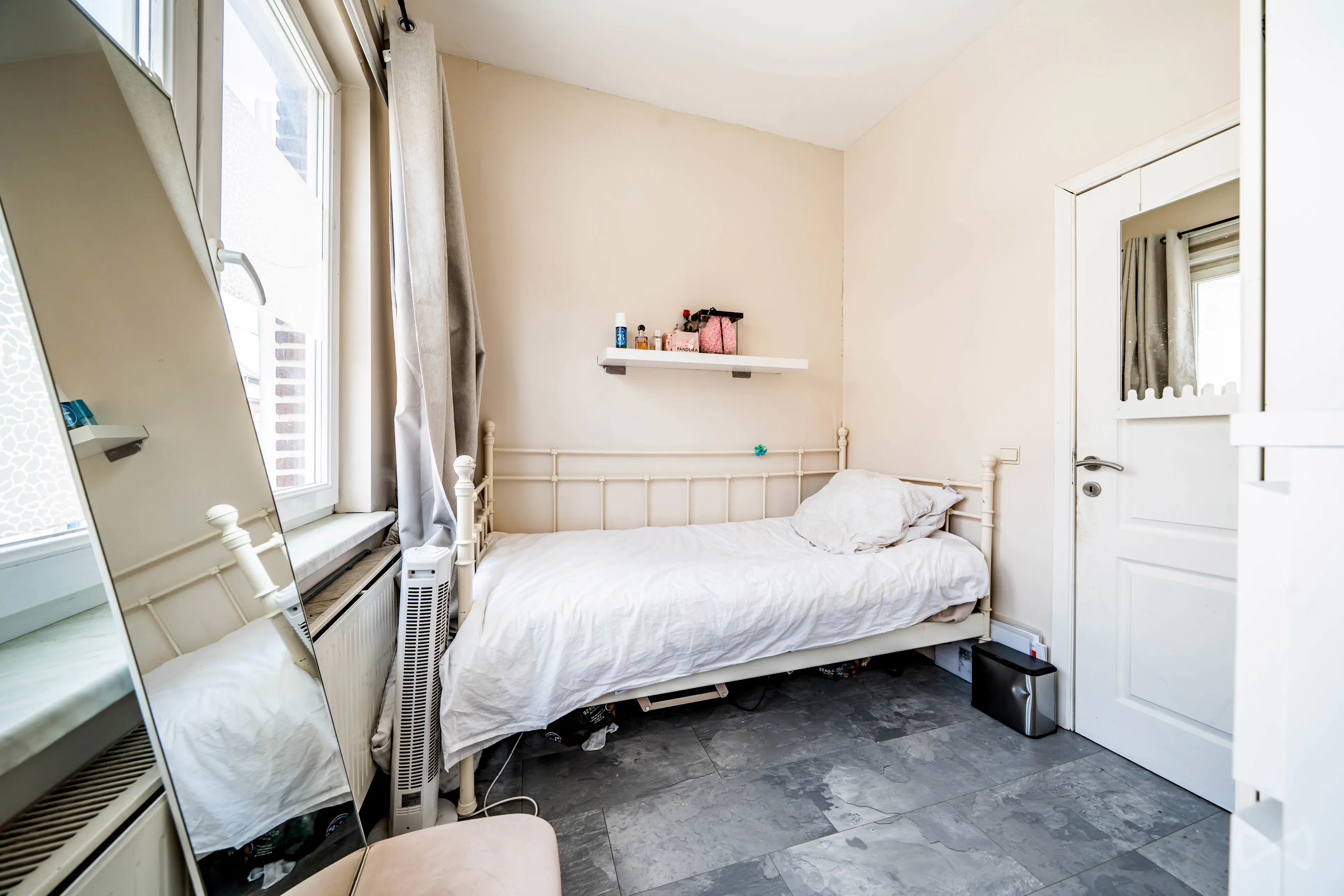 Picture 1 of 4 for House with five bedrooms in Anderlecht