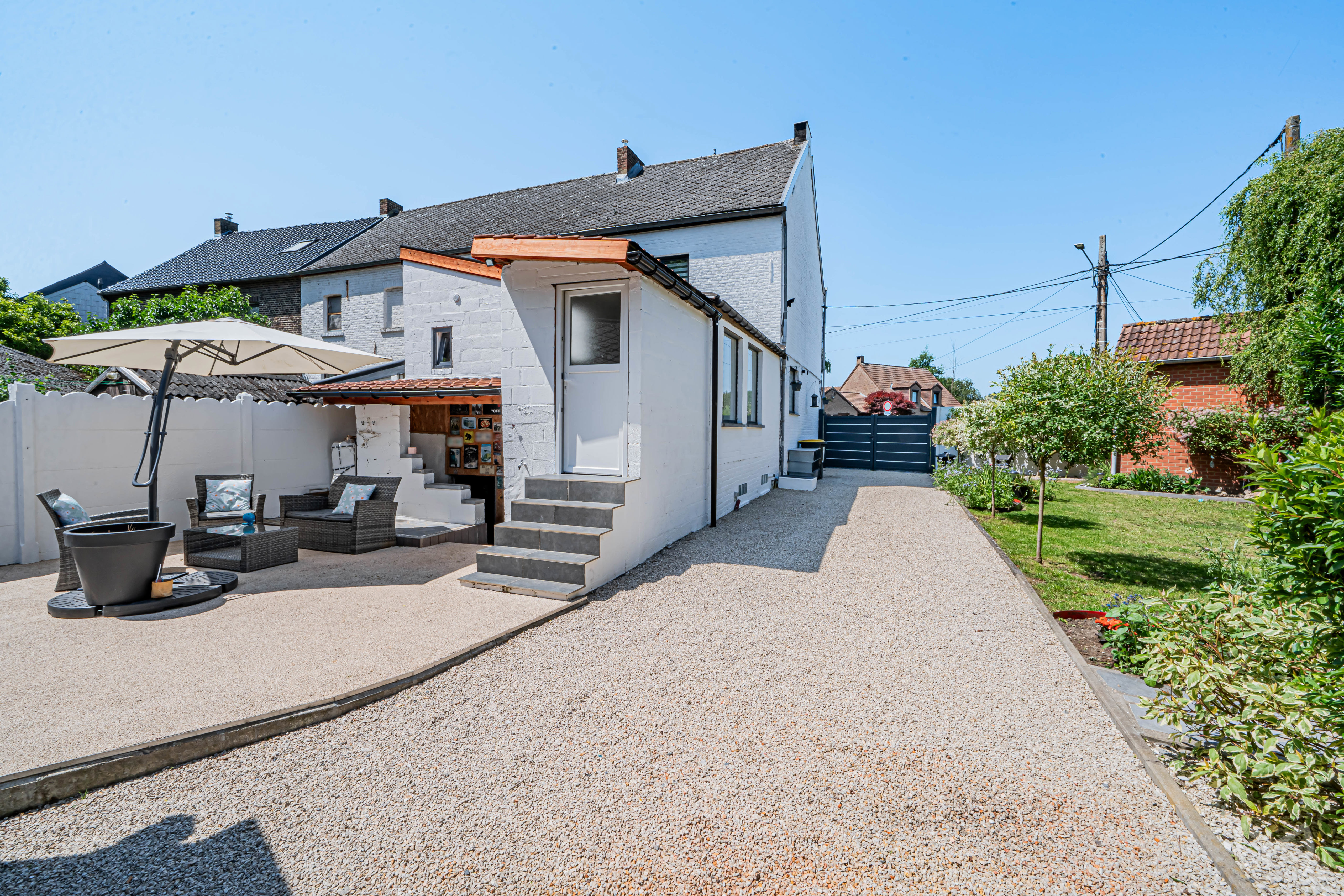 Foto 3 van 4 van Huis met twee slaapkamers in Hyon