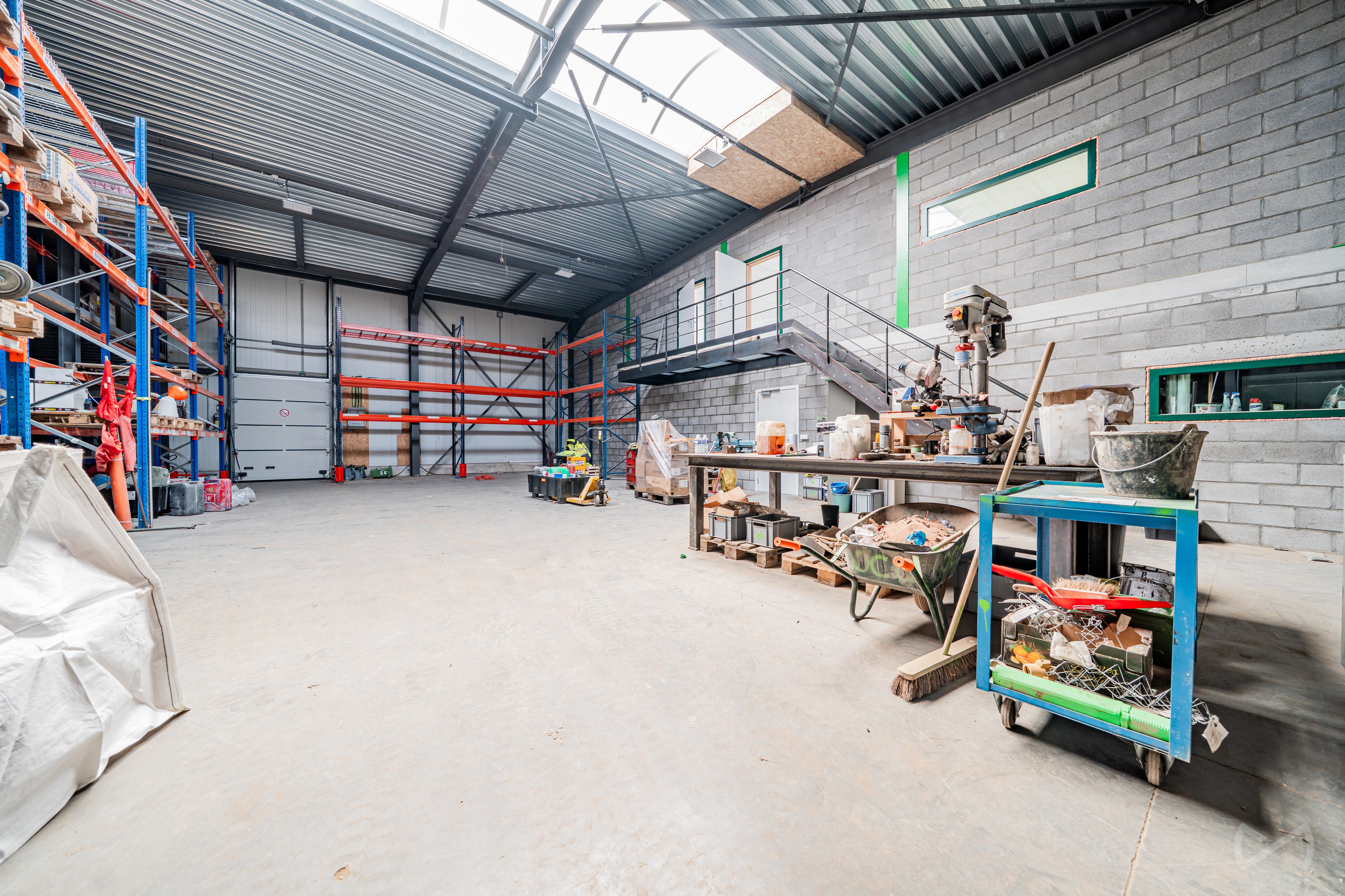 Picture 1 of 4 for Office and warehouse in Vieuxville