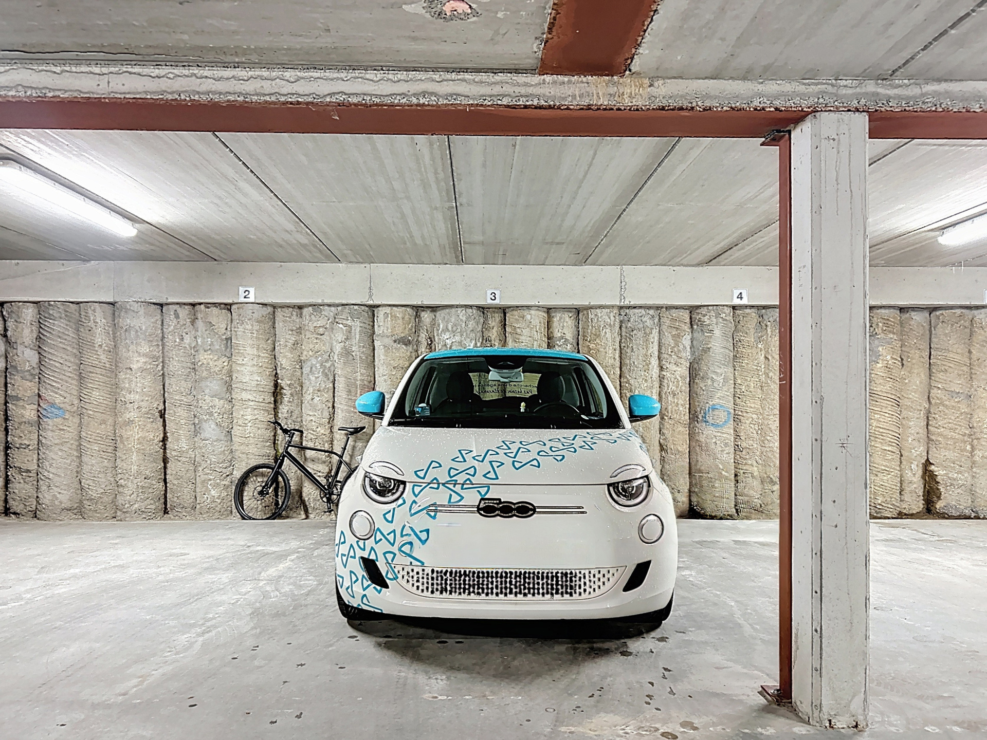 Photo 1 sur 5 pour Parking intérieur à Etterbeek