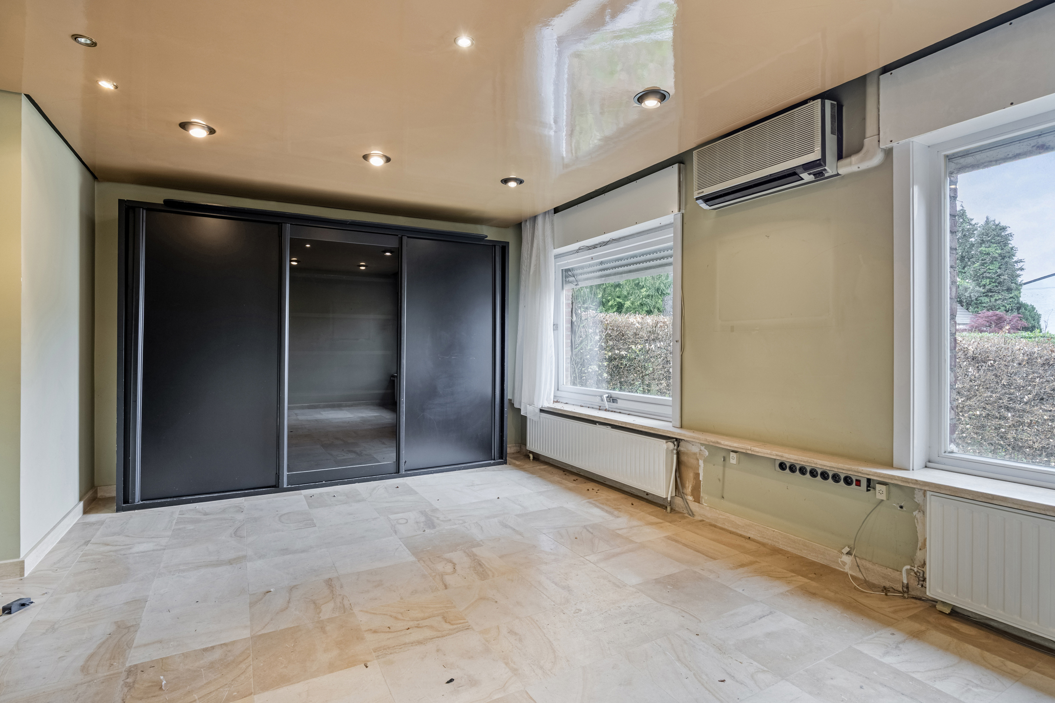 Picture 2 of 4 for Villa with four bedrooms in Dilbeek