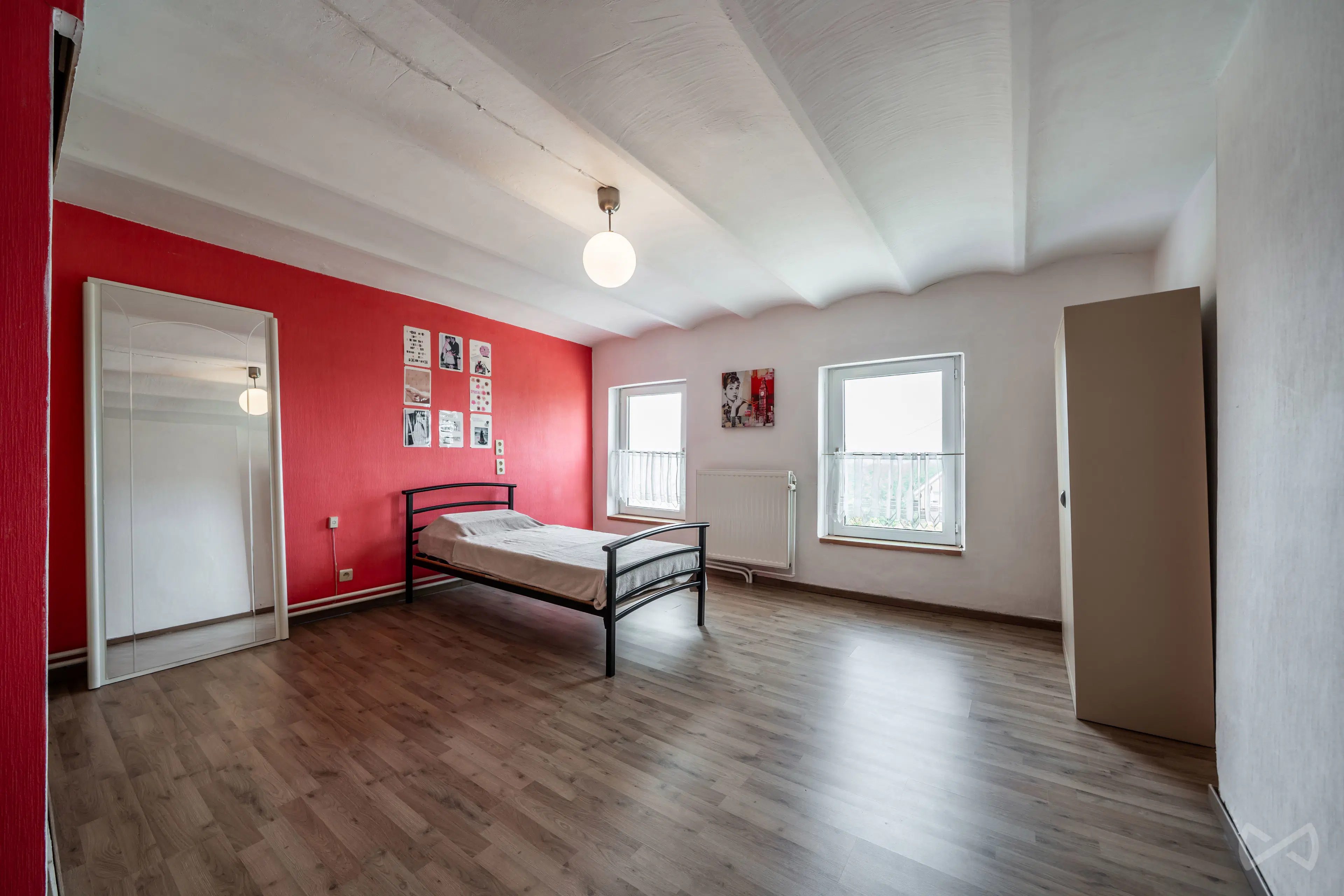 Foto 4 van 4 van Huis met twee slaapkamers in Mont-sur-Marchienne