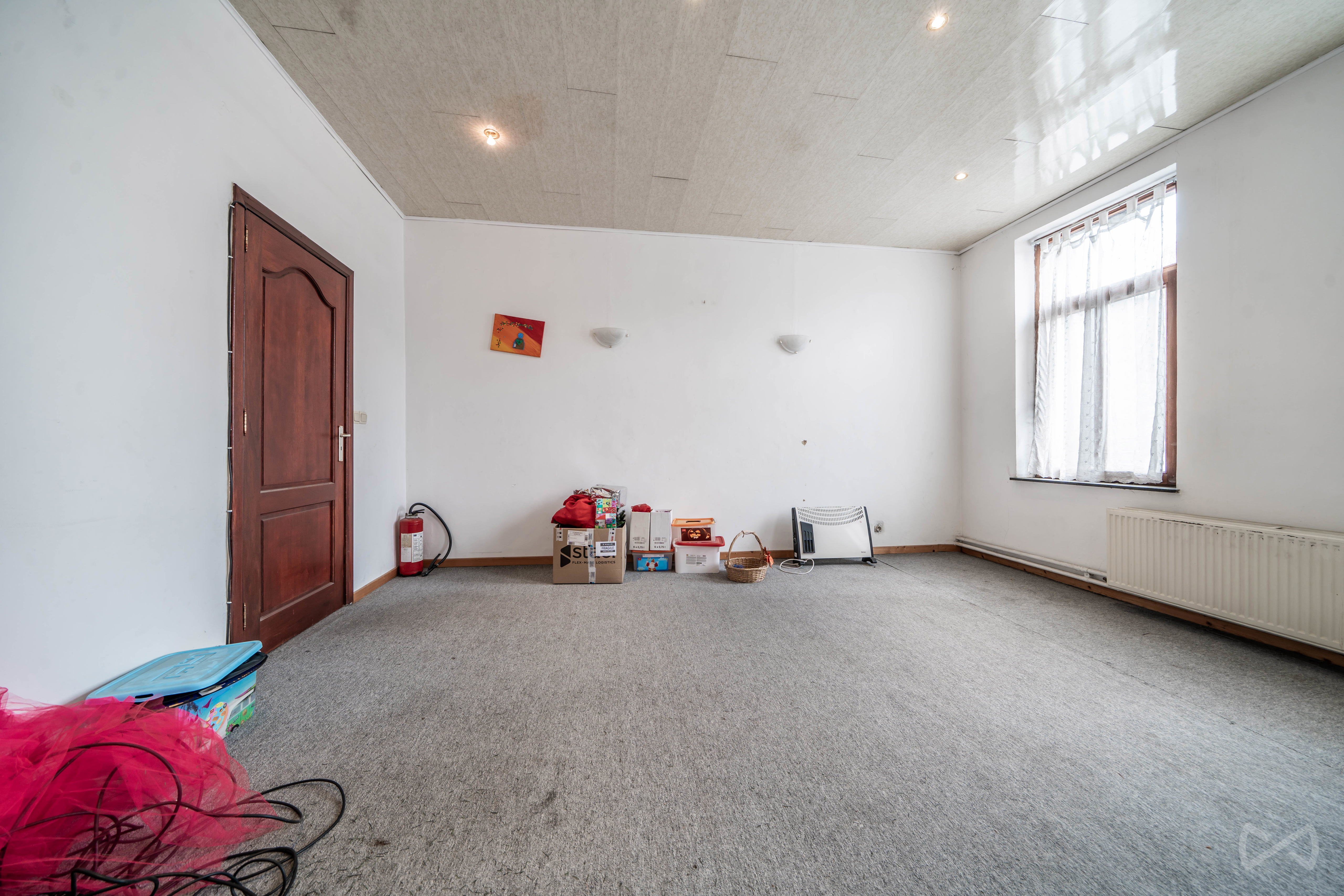 Photo 3 sur 4 pour Immeuble mixte de deux chambres à Marchienne-au-Pont