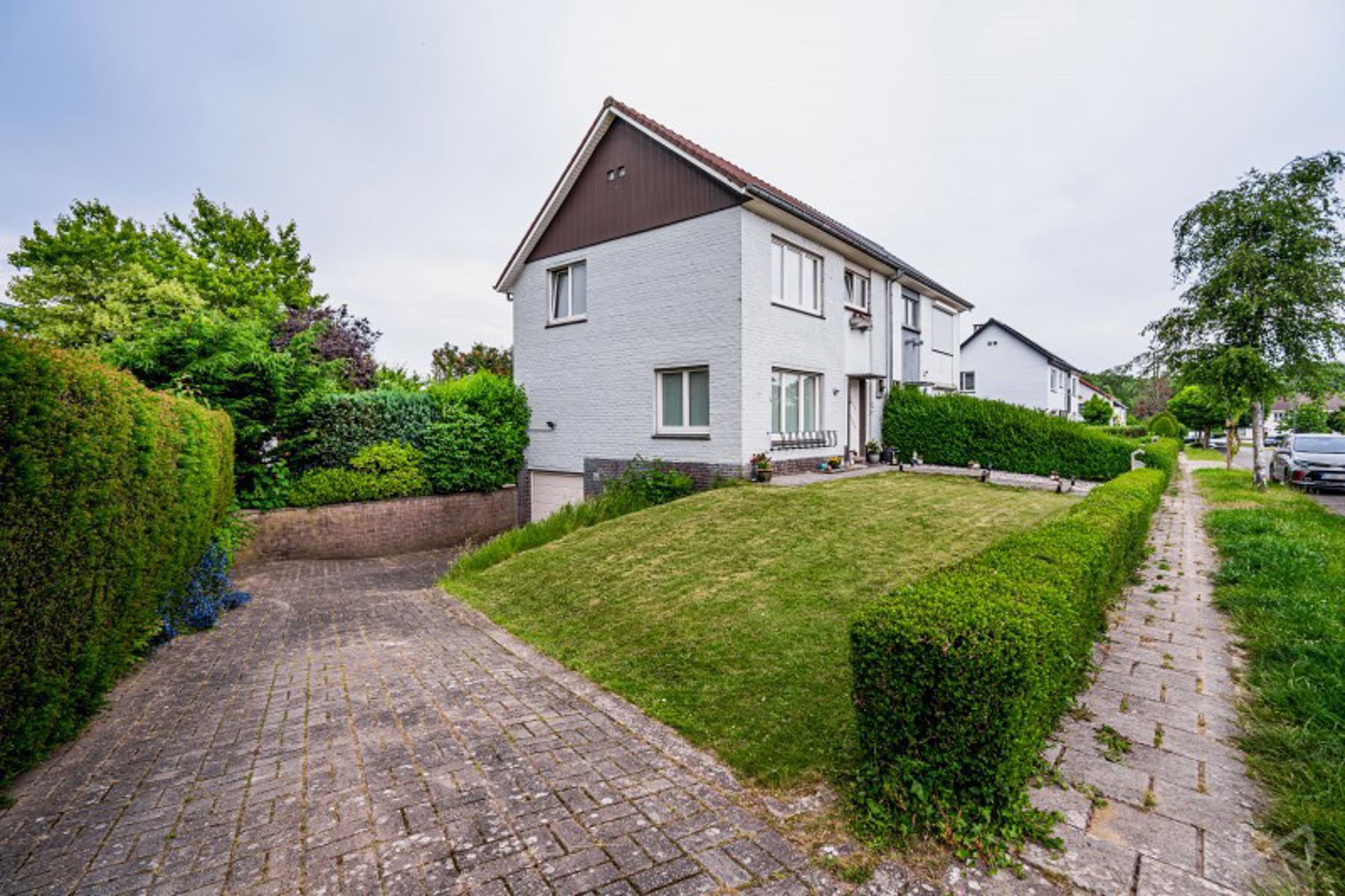 Picture 3 of 3 for House with three bedrooms in Dilbeek